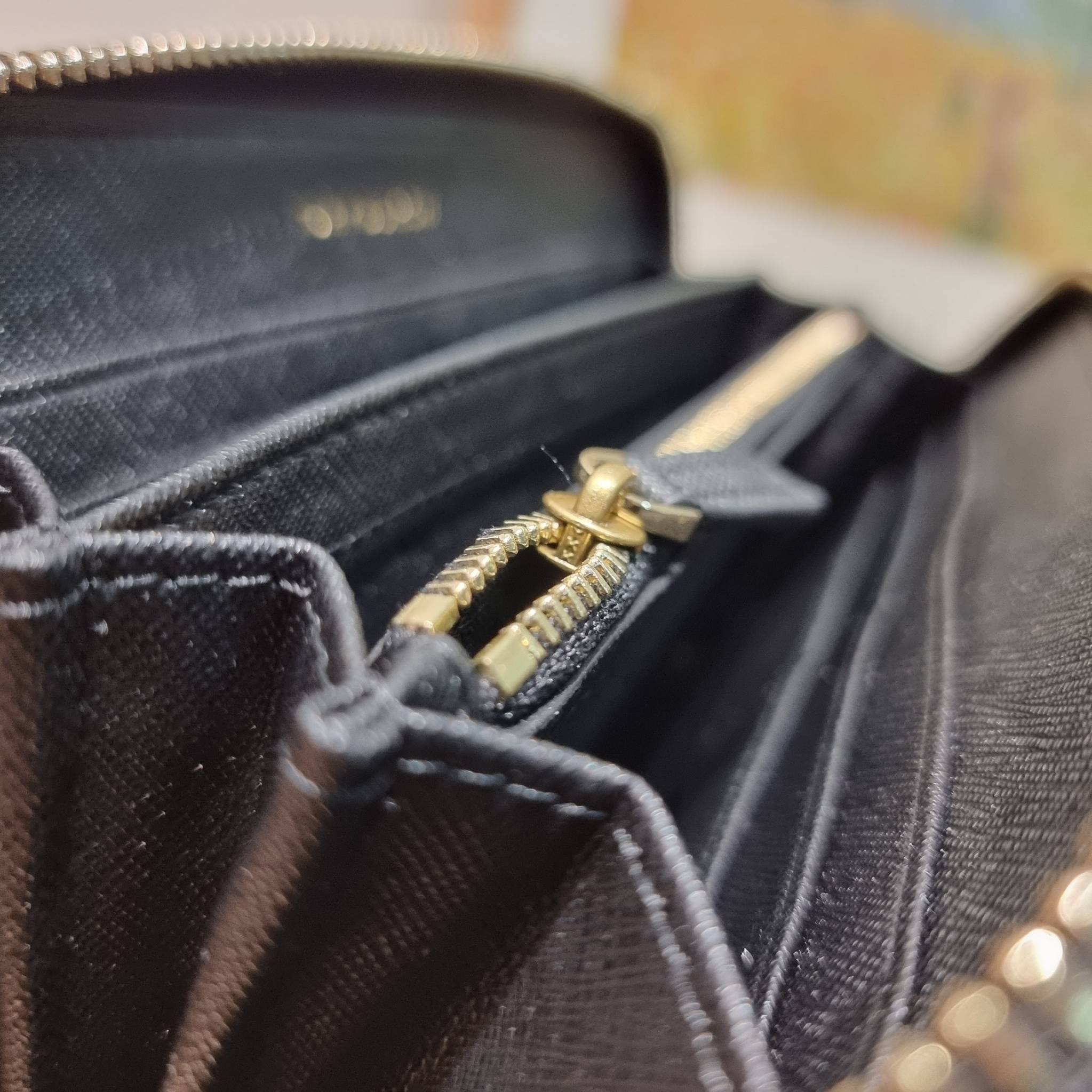 TORY BURCH ROBINSON MULTI GUSSET ZIP CONTINENTAL WALLET รุ่นหายาก พร้อมสีน่ารักน่าใช้ ต้อนรับเดือนแห่งความรัก!! กับกระเป๋าสตางค์ใบยาว ขนาดกำลังพอเหมาะ ดีไซน์เรียบหรู