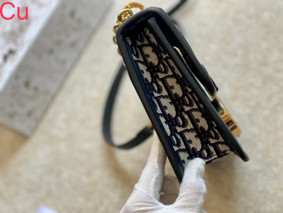DIOR 30 Montaigne Chain Bag Dior Oblique Jacquard / DIOR BAG พร้อมส่ง กระเป๋าสะพายดีไซน์คลาสสิค เอกลักษณ์ของความหรู