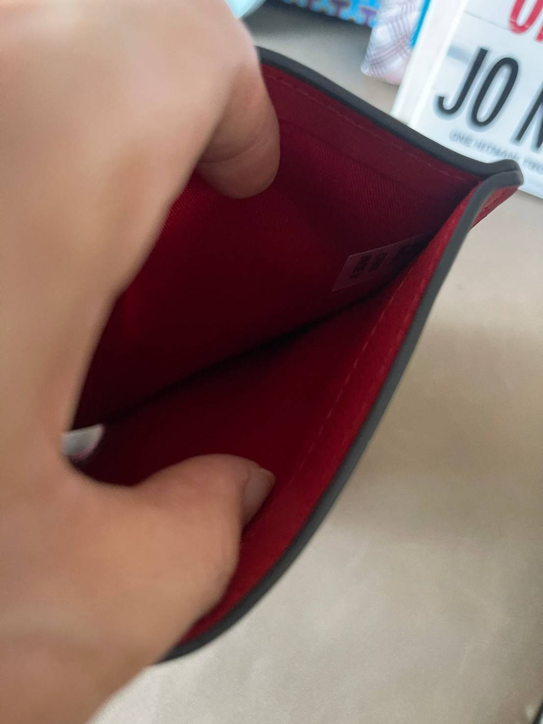 Tory burch georgia slim medium wallet กระเป๋าสตางค์ขนาดกลาง ที่มีดีไซน์ขั้นตอนการใช้งานเรียบง่ายแต่ฟังก์ชั่นครบ ตอบโจทย์สาวๆที่ไม่ชอบกระเป๋าสตางค์ใบใหญ่จนเกินไป