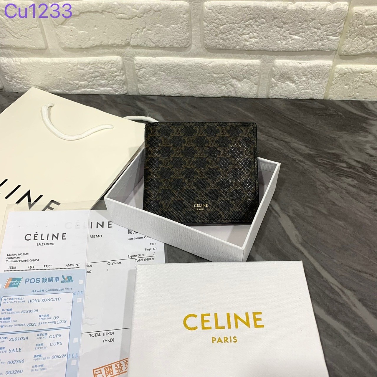 CELINE SHORT WALLET / CELINE LONG WALLET กระเป๋าสตางค์ซีลีน แบบสั้นและยาว พร้อมส่ง!! สวยหรู ภายในมีช่องแบ่งหลายช่อง มีช่องใส่บัตรหลายช่อง ไอเท็มแนะนำในราคาสุดคุ้ม นาทีนี้ห้ามพลาดค่ะ!