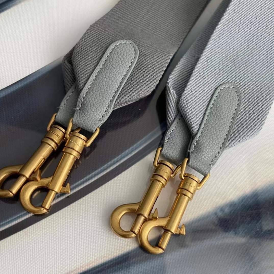 CELINE Sangle Bucket bag in soft grained calfskin / CELINE TOTE BAG พร้อมส่ง กระเป๋าทรงโท้ท ใบใหญ่ ภายในโล่งกว้าง จุของได้เยอะ ใช้งานง่าย ได้ทุกลุค สวยหรู