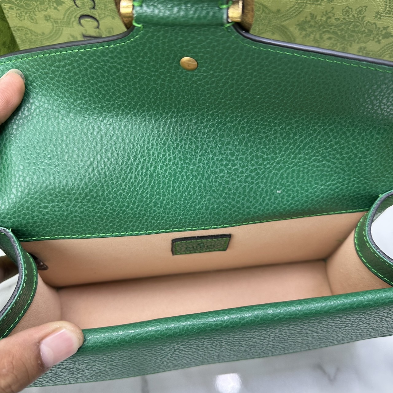 GUCCI DIONYSUS LEATHER SUPER MINI BAG กระเป๋าสะพายไดโอนิซูสหรูหราเป็นเอกลักษณ์ เกรดออริ สลับแท้ 1:1 ใช้งานต่างประเทศได้