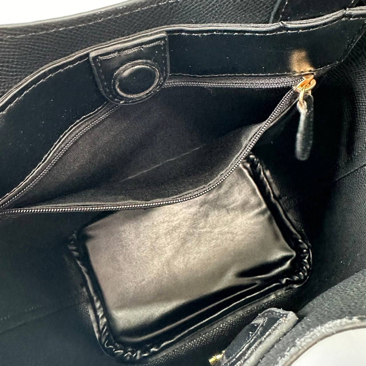 พร้อมส่ง 5 สี COACH HANNA BUCKET BAG กระเป๋าถือ/สะพายข้างทรงบักเก็ตรุ่นใหม่ดีไซน์เก๋น่ารัก เกรดท็อปออริ เกรดดีสุด สลับแท้ 1:1