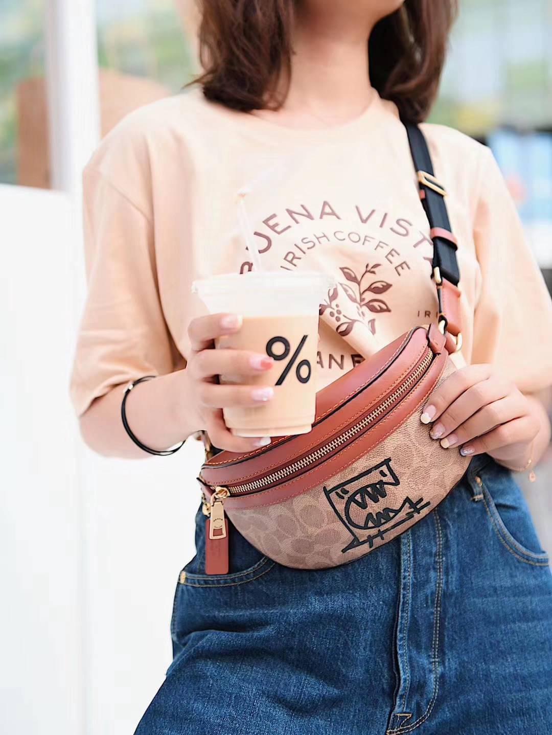 LIMITED EDITION !! COACH BELT BAG IN SIGNATURE WITH REXY BY GUANG YU กลับมาอีกครั้งกับ Coach X Disney สวยงามมากๆค่ะ คาดอก คาดเอวได้ ลาย C ตัดขอบหนังเรียบ มีช่องซิปทั้งหน้า//หลัง ใส่มือถือได้ทุกรุ่น;พาสปอร์ตได้ ;กระเป๋าเงินใบกลางได้;อื่นๆจำเป็นได้ครบค่ะ.