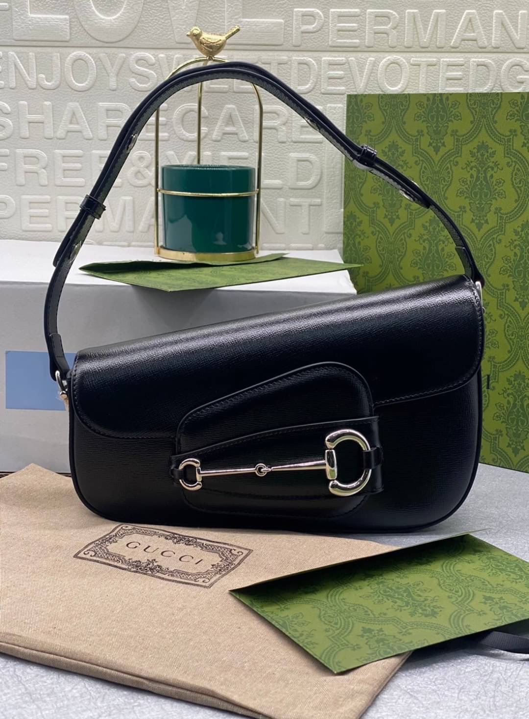 GUCCI HORSEBIT 1955 SMALL SHOULDER BAG กระเป๋าสะพายถือหรือสะพายไหล่ แคนวาสสวยอย่างดี เกรดท็อปออริจินอล 1:1 เกรดดีสุด สลับแท้