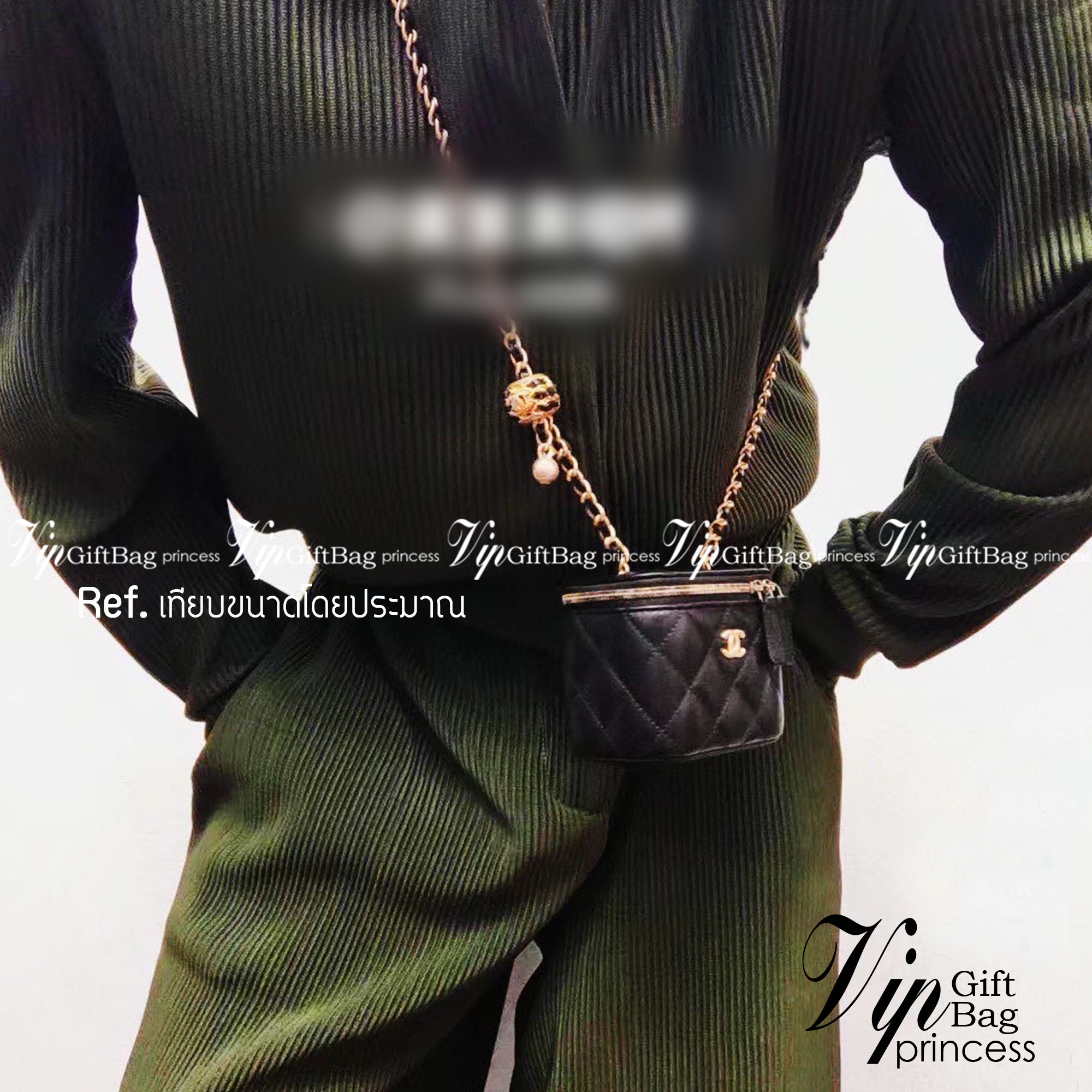 CHANEL Pearl Crush Vanity Case With Classic Chain / Chanel Vanity crossbody bag ฮอตสุด น่ารักสุด กระเป๋าทรงกล่องใบเล็กน่ารัก มี 2 ขนาด งานหนังสวย ตอบโจทย์และครองใจสาวๆ ได้อย่างแท้จริง ดีไซน์เรียบหรู มาพร้อมโลโก้อะไหล่ทองเพิ่มความโดดเด่น เป็นอีกรุ่นที่สาวๆ