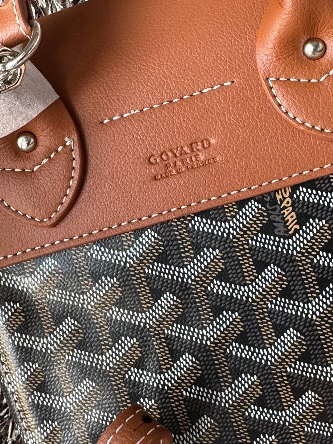 ORI หนังแท้ | Goyard Alpin Mini Backpack กระเป๋าเป้สะพายหลัง ปรับถือหรือสะพายข้างได้อย่างลงตัว ที่สามารถทำให้เป็นหลายรูปแบบ