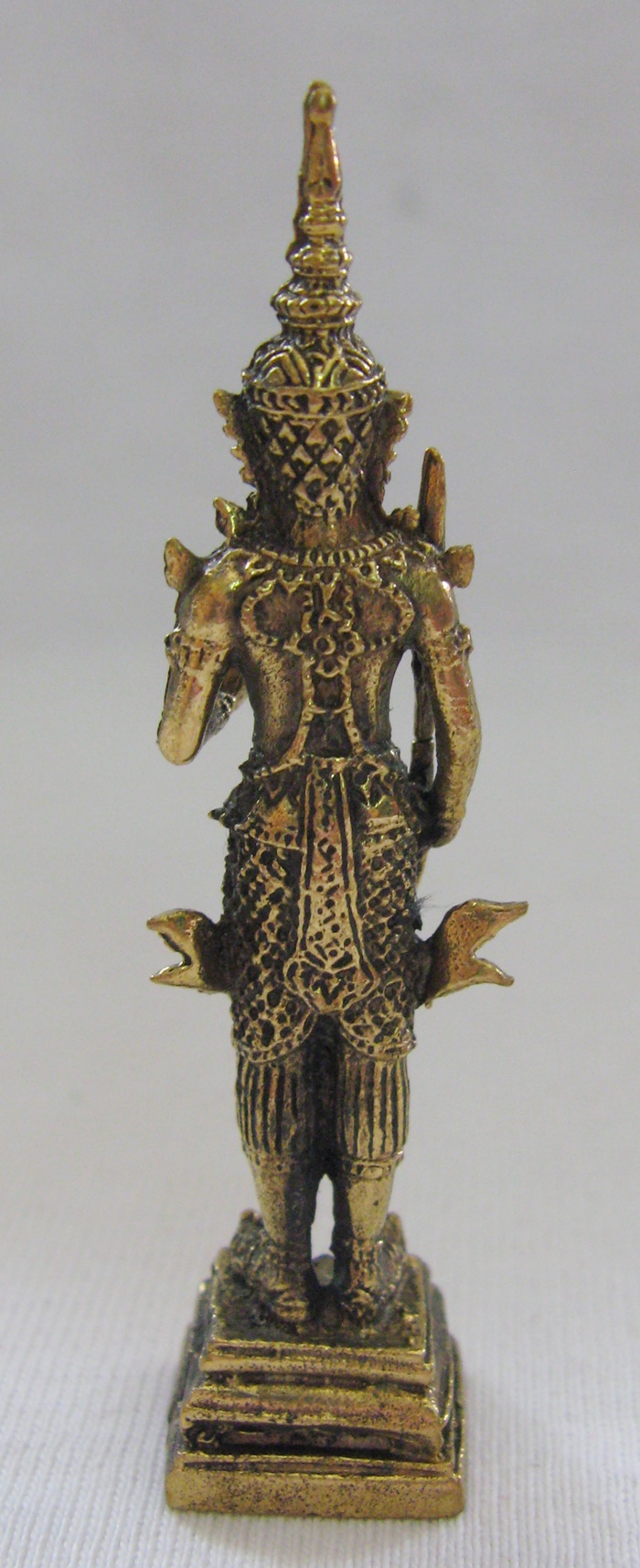 สินค้าหมดค่ะ รูปหล่อพระสยามเทวาธิราชสูง 6 เซนติเมตร เนื้อทองเหลืองพร้อมใบคาถาค่ะ