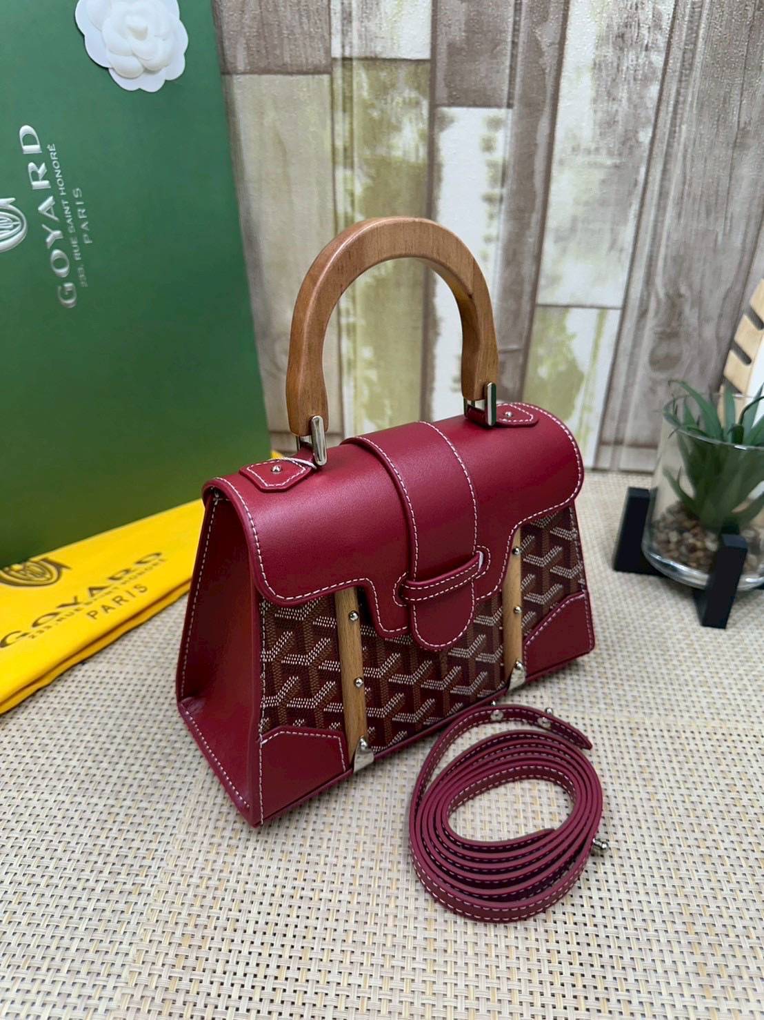 10 สี ORI หนังแท้ | GOYARD Saïgon Souple Mini Bag 20cm กระเป๋าถือ/สะพายดีไซน์หูจับไม้เป็นเอกลักษณ์ที่สวยหรูหราสง่างาม