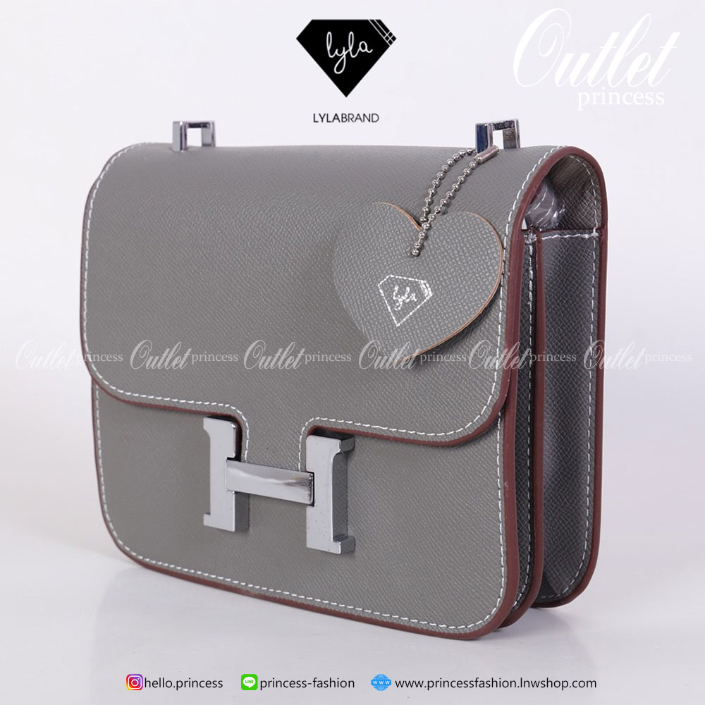 LYLABRAND🔔 Constance ไซต์ 18 สุดฮอต รุ่นนี้หนัง Epsom , PU top premium นะคะ หนังดีเลอค่าน่าสอยมากกก บอกคำเดียวเลยว่าเด็ดสุด !! เหมือนหนังแท้เบอสุดค่ะคูณผู้หญิง ลูกค้าเก่าน่าจะทราบกันดีอยู่แล้วว่าคุณภาพของร้านนี้ต้องมาเป็นอันดับหนึ่งเท่านั้น อิอิ ม