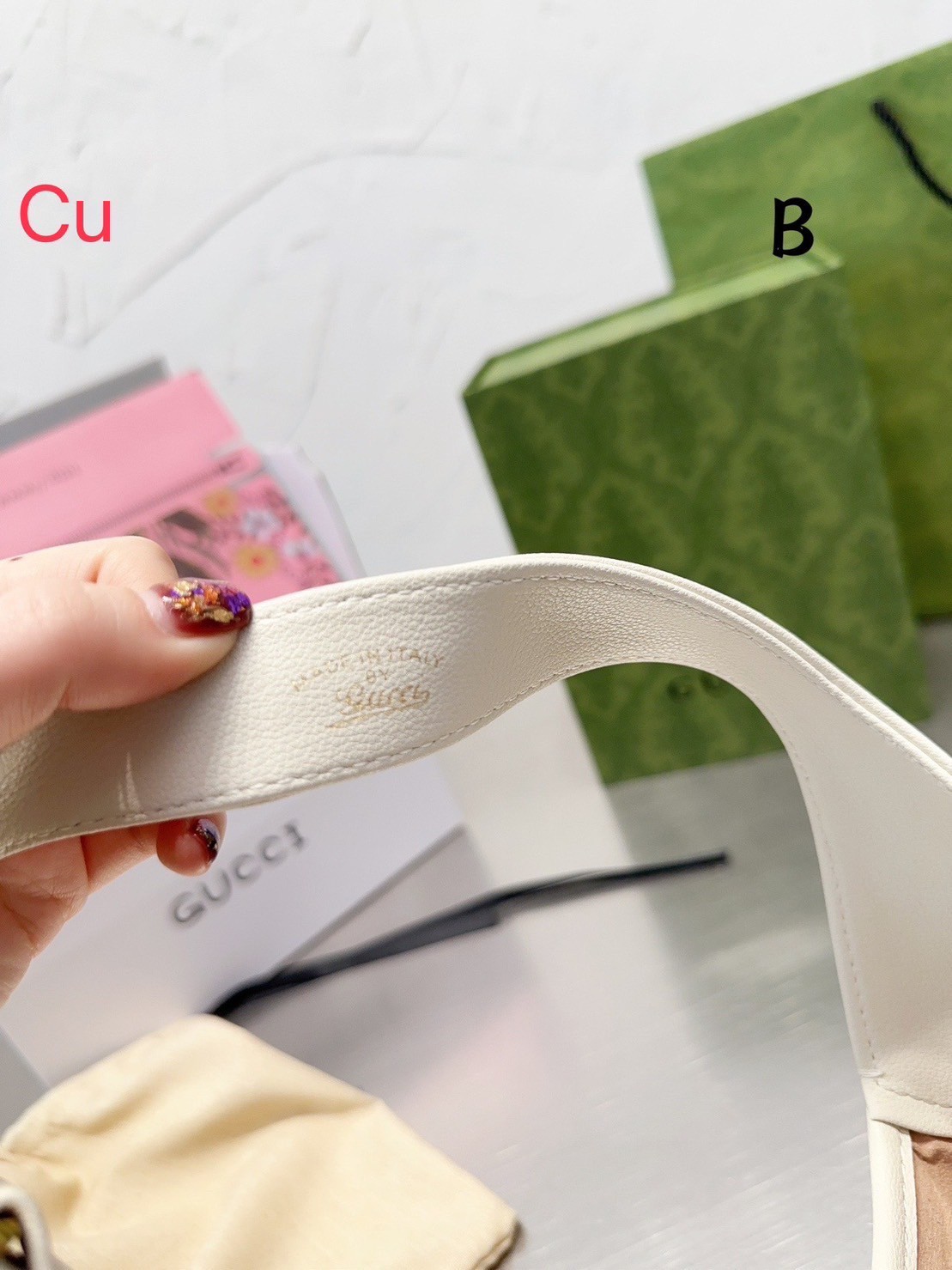 GUCCI Aphrodite small shoulder bag / GG shoulder bag / GUCCI BAG พร้อมส่ง 4 สี กระเป๋าสะพายไหล่ โดดเด่นด้วยโลโก้ใหญ่อะไหล่ทอง งานหนังเต็มใบ ผสานดีไซน์ของความคลาสสิคได้อย่างลงตัว