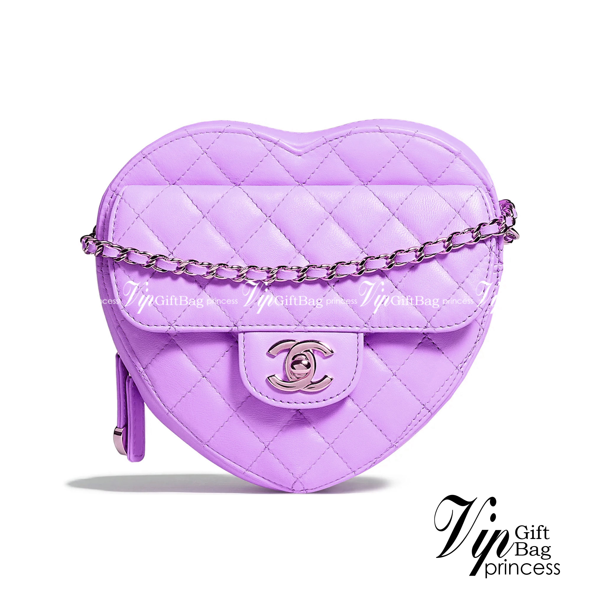 CHANEL Heart Bag Lambskin & Gold-Tone Meta ใหม่มาก สวยมาก มงมาก!! กระเป๋าสะพายสุดคิ้วท์ ที่ดีไซน์รูปทรงหัวใจไม่ซ้ำใคร น่ารักทุกสี น่าใช้ไปเลยแม่!! วัสดุหนังแกะฟอกสี เปิด-ปิดด้วยซิป ด้านหน้ามีช่องเก็บของจุกจิก ภายในเป็นช่องโล่ง ใส่มือถือ ใส่กระเป๋าสตางค์สั