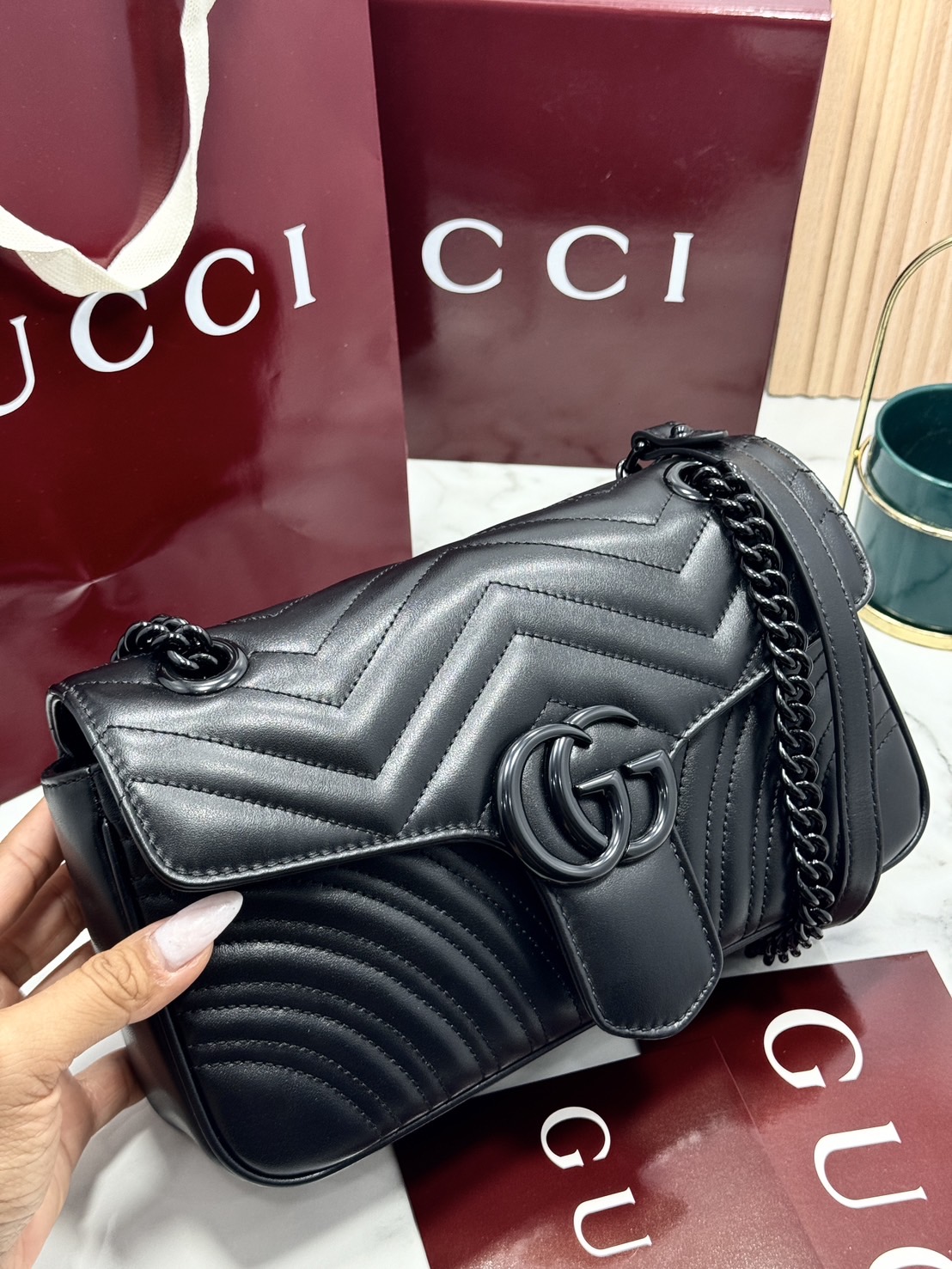 ORI | หนังแท้ GG Marmont small shoulder bag กระเป๋าสะพายข้างรุ่นคลาสสิค ดูแพง อัพลุคได้สบายๆ ด้านหลังดีไซน์รูปหัวใจ