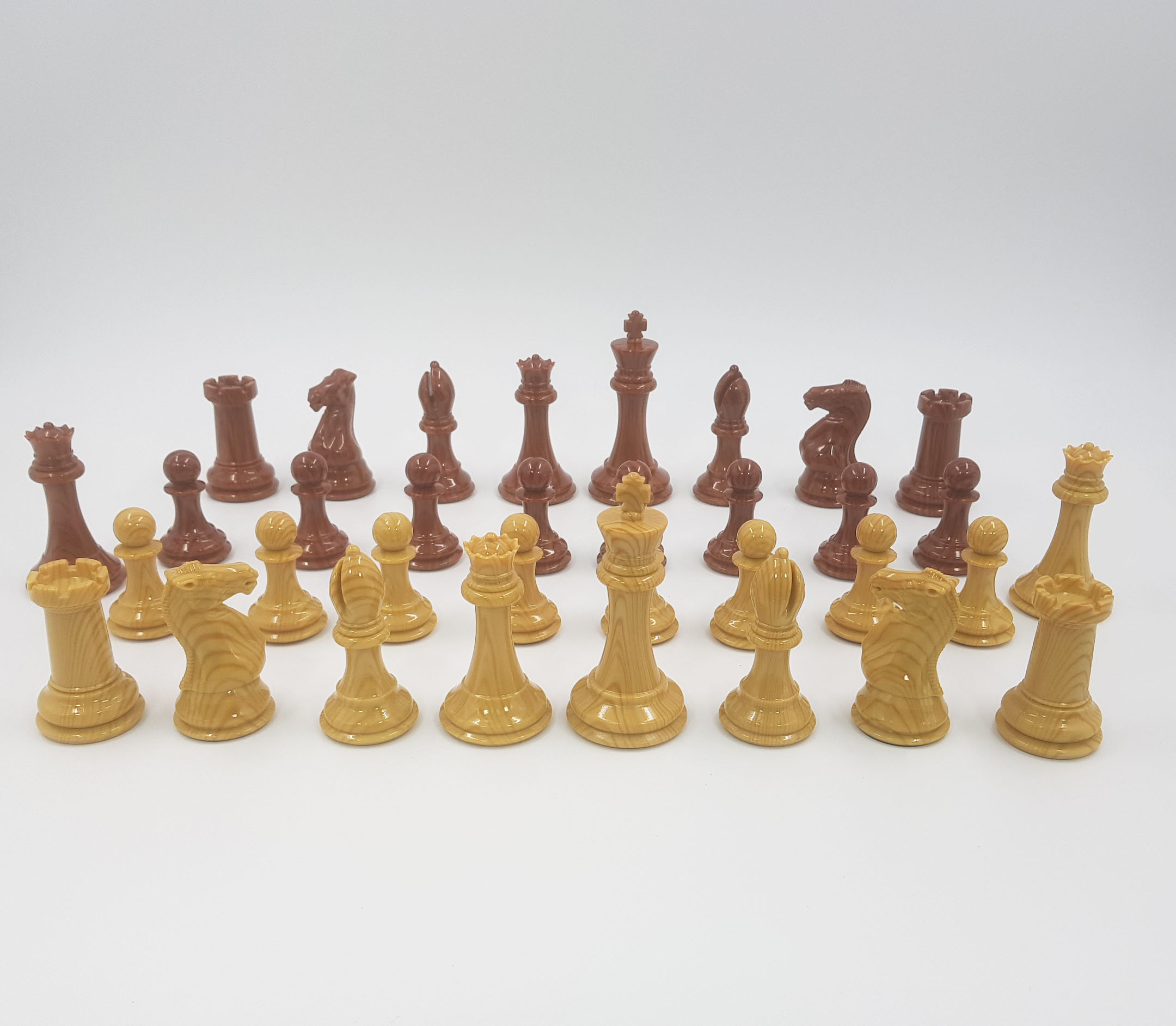 ตัวหมากรุกสากลทรงStaunton เกรดพรีเมี่ยมอย่างดีแบรนด์ Spruce-Tek ขนาด10.8 cm.(4.25 นิ้ว)มาตรฐานสำหรับแข่งขัน