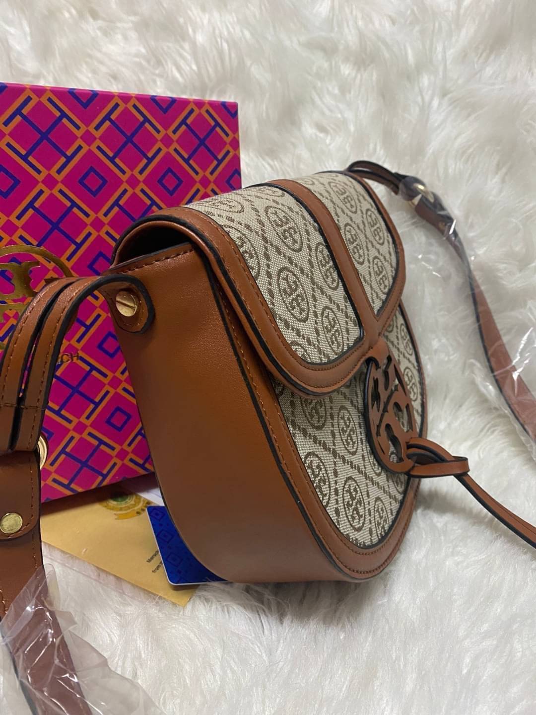 TORY BURCH MILLER CANVAS QUADRANT SADDLE BAG