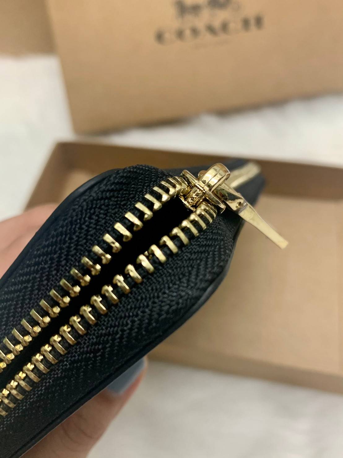 ของแท้ 💯% COACH ACCORDION ZIP WALLET ((52372)) พร้อมส่ง! กระเป๋าสตางค์ใบยาวซิปรอบ หนังแท้ลายหนังสวย