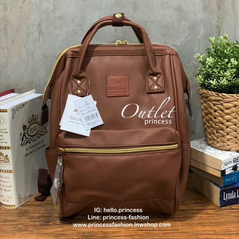 Anello polyurethane leather rucksack รุ่น Mini และ Classic กระเป๋าเป้จากแบรนด์เล็กๆมาสู่แบรนด์ดังทั้งในไทยและญี่ปุ่น วัสดุหนังpuแต่งลายหินอ่อนหนังนิ่ม กันน้ำได้ ภายในมีช่องเล็ก2ช่อง เปิดปิดด้วยซิปคู่ ปากกระเป๋าเป็นโครงสะดวกต่อการหยิบจับของภายใน ด้านข้างมี