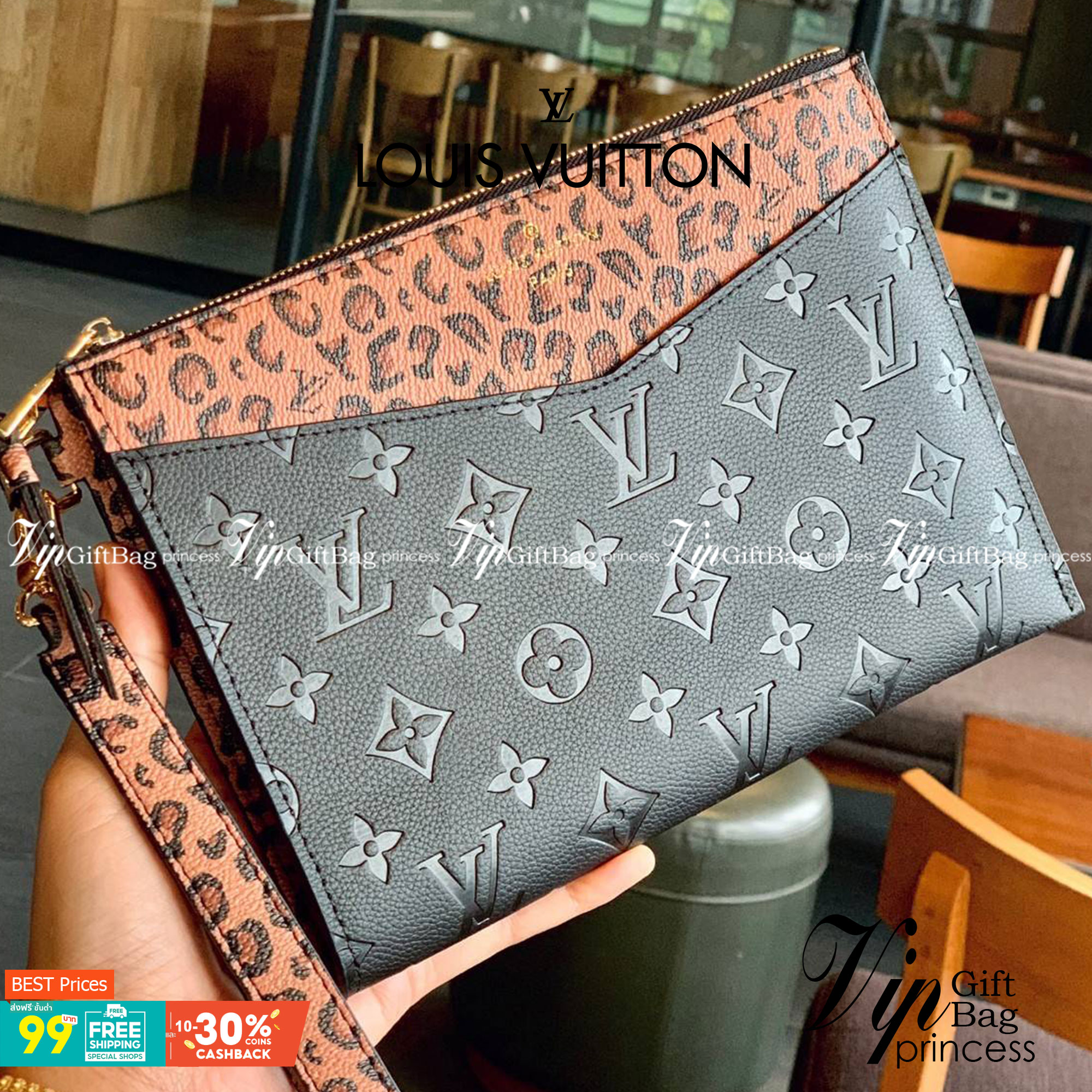 VIP 】จัดสินค้าคุณภาพมาให้สาวๆได้ใช้กันค่าา😘 Louis Vuitton Pochette Mélanie MM Monogram ใช้ขึ้นเครื่องได้เลย✈️ ✔️กระเป๋า ทรงคลัท แบบมีสายคล้องมือ ถอดออกได้หนึ่งสาย ✔️หนังแท้หนา ลายหนังพิมพ์ลายแบรนด์ได้สวยงามมากๆค่ะ