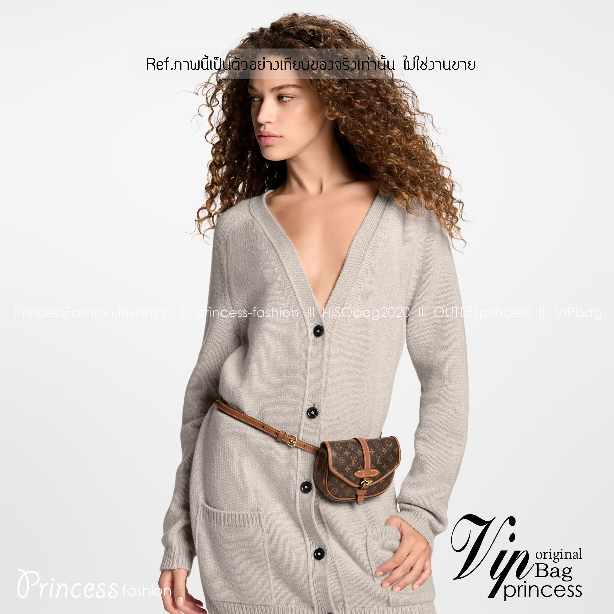 ORI หนังแท้ | Lv Marilyn White Multicolor Monogram Canvas Shoulder Bag สุดคุ้มกับกระเป๋าดีไซน์ใหม่ จัดคู่ดูโอ้ ได้ 2 ใบในราเดียว ปรับใช้งานได้ทั้งคาดเอวหรือสะพายได้ มาพร้อมสายสะพาย 2 แบบ ทั้งสายหนังและสายโซ่ คุ้มยิ่งกว่าอะไรทั้งหมดเลยค่า