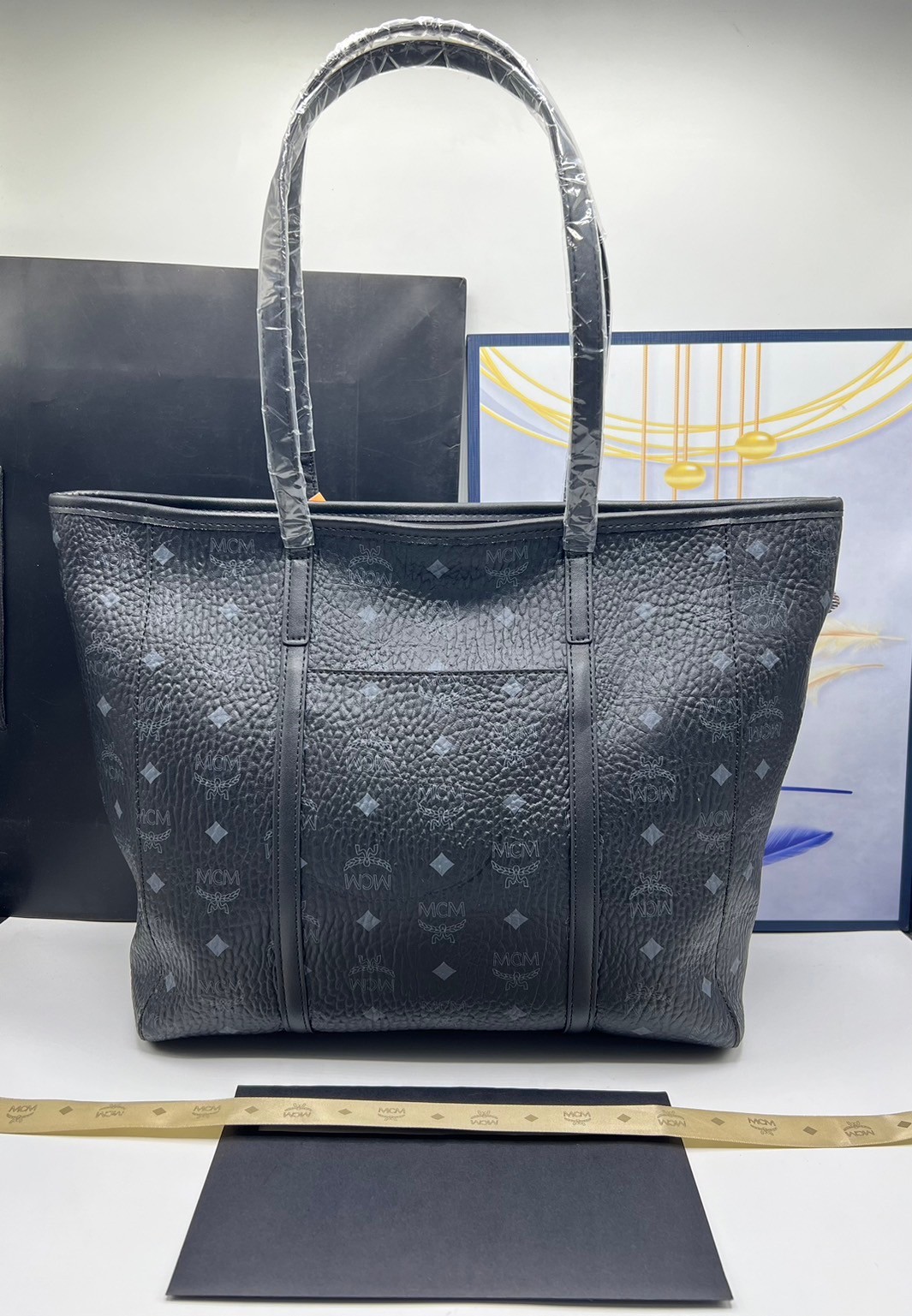 M.C.M MEDIUM TONI SHOPPER กระเป๋าทรงโท้ทใบใหญ่จุใจ เกรดท็อปออริ 1:1 สลับแท้ ใช้งานต่างประเทศได้ ภาพถ่ายจากงานขายจริง