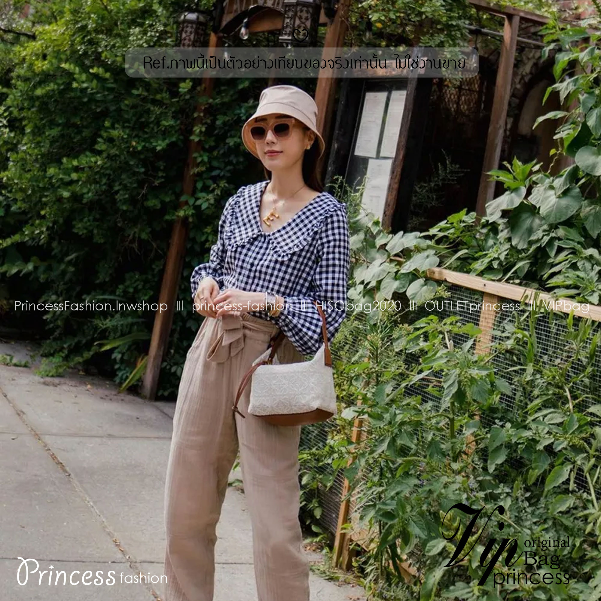 LOEWE Cubi Small Logo Canvas Top Handle Bag กระเป๋าทรงสวยดีไซน์ยอดฮิตประจำปีเลย! ปักโลโก้แบรนด์บนผ้าทั้งใบเป็นเอกลักษณ์ หูจับปรับได้ สวยหรูวินเทจ