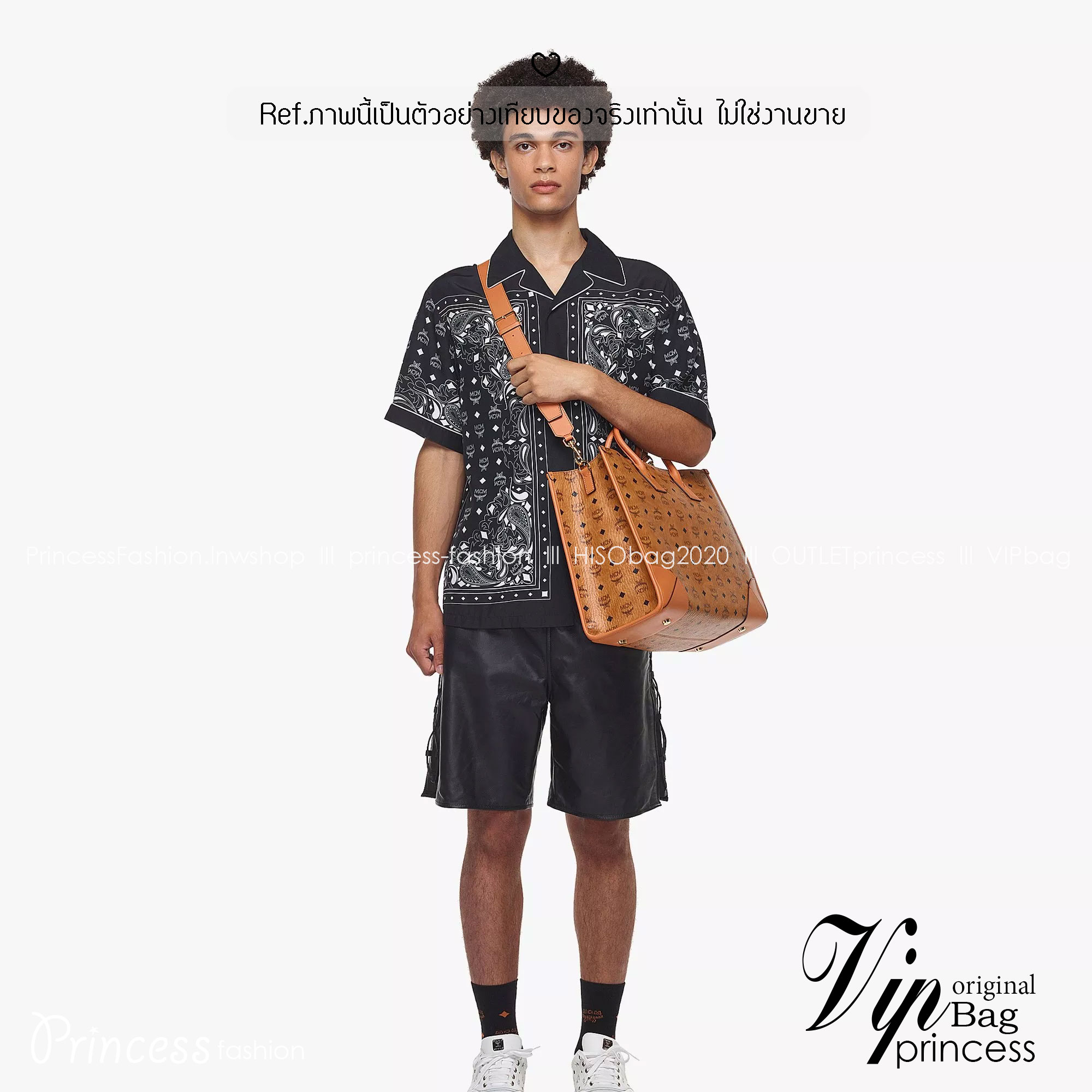 M.C.M München Tote in Visetos and nappa leather / M.C.M Extra-large tote bag 43cm กระเป๋าโท้ทใบใหญ่ จุๆ ไปเลย ใส่ของได้เยอะมาก พร้อมกระเป๋าใบเล็ก รูปทรงสวย ถือไปทำงาน สะพายไปเที่ยวได้สวยๆเลยค่ะ