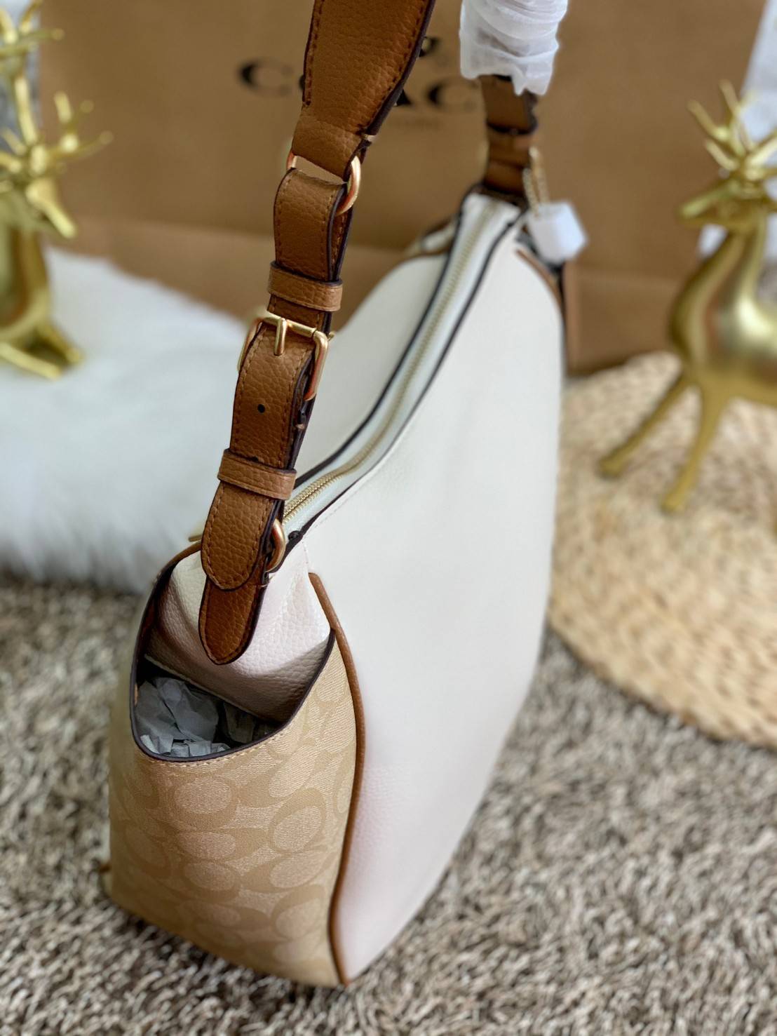 สินค้าออกใหม่ พร้อมคอลเลคชั่นสีใหม่ล่าสุดค่ะ! COACH RORI SHOULDER BAG ((C2855)) พร้อมส่งที่ไทย สวยก่อนใครแน่นอนค่ะ! กระเป๋าสะพายไหล่ หนังแท้ชั้นดีที่สุด หนังนิ่ม ทรงสวย หลงรักแน่นอนค่ะ😘