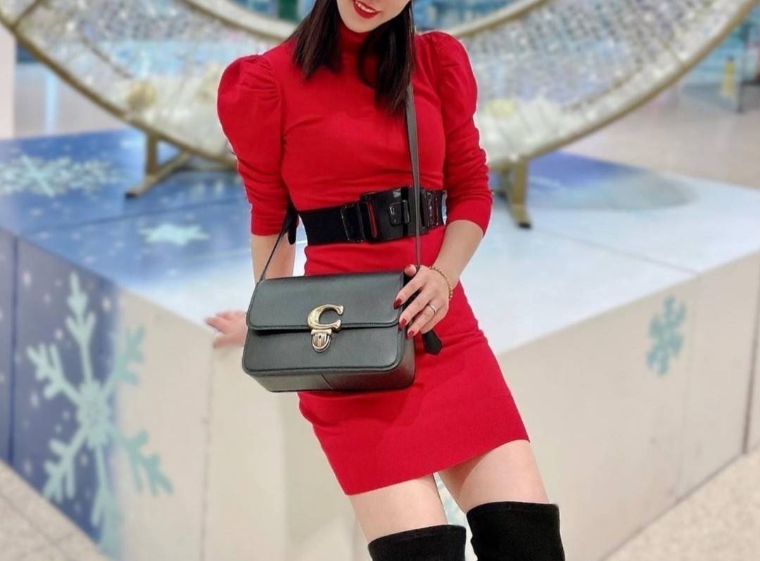 COACH STUDIO GLOVETANNED LEATHER SHOULDER BAG (C6641)🌺ห้ามพลาดเด็ดขาด!! สวยละมุน เรียบหรู ดูแพงสุดๆ!! //กระเป๋าถือ กระเป๋าสะพาย ดีไซน์เนี้ยบ! เฉียบมาก!// วัสดุหนังแท้ หนังเรียบเต็มใบ อยู่ทรง สวยมากๆ ดีเทลเรียบหรู ผู้ดีสุดๆ!// ด้านหน้าเปิด-ปิดด้วยต