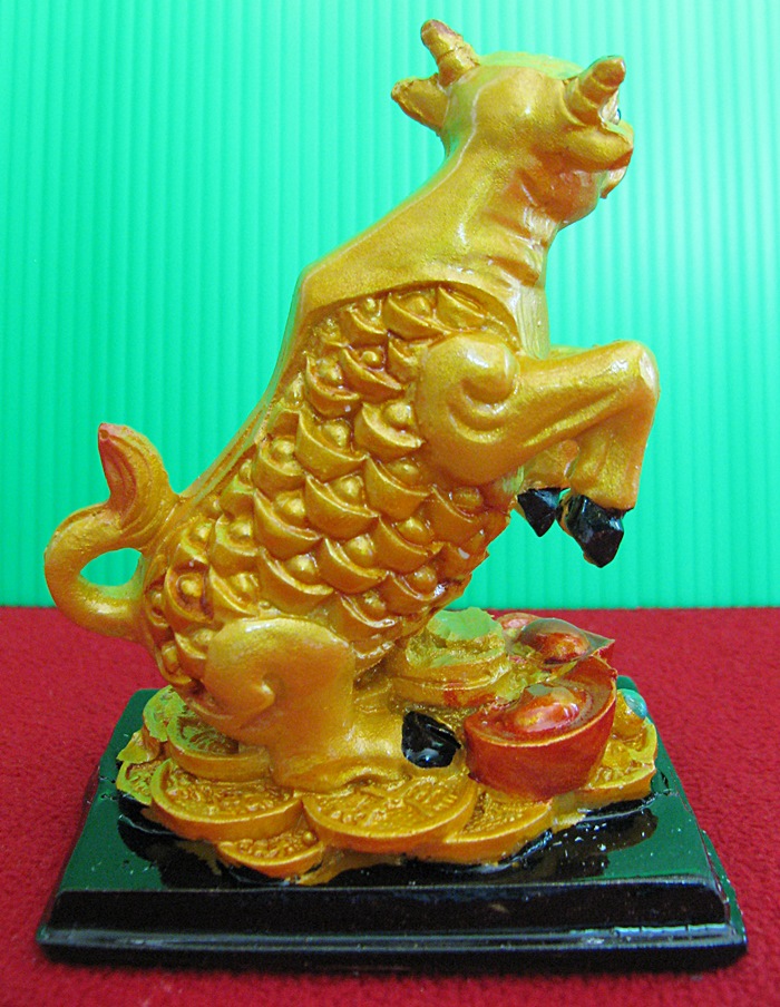 สินค้าหมดค่ะ รูปปั้นวัวเสริมดวง นำสู่ความสำเร็จ(เสริมบารมีคนเกิดวันศุกร์)ค่ะ