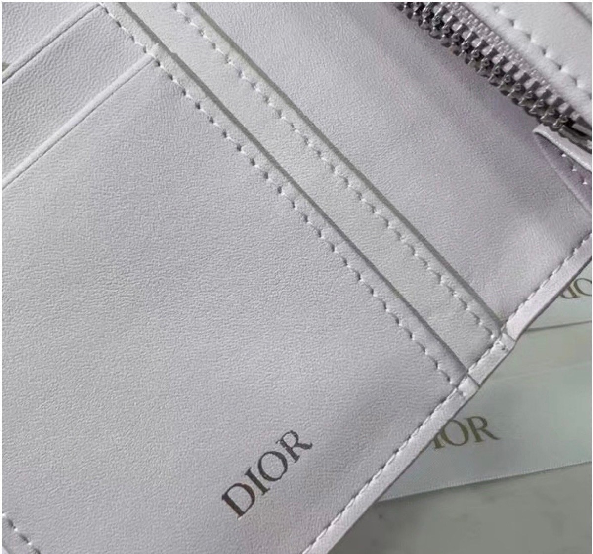 DIOR Vertical Long Wallet Dior CD Diamond Canvas กระเป๋าสตางค์ใบยาว พร้อมส่งที่ไทย ภาพสินค้าถ่ายจากงานขายจริง ใช้งานต่างประเทศได้