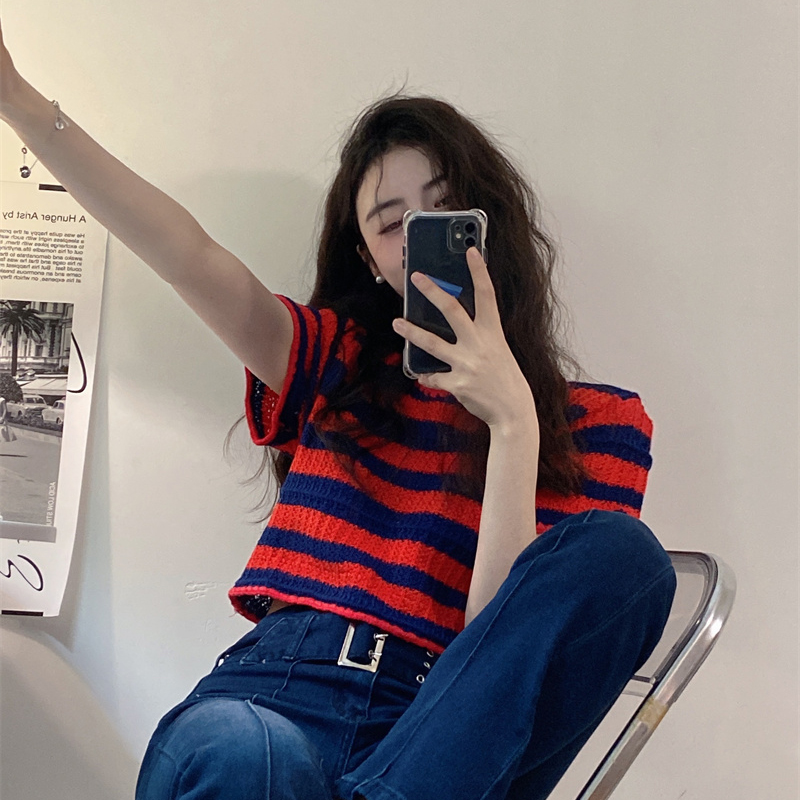 พร้อมส่ง 🥫⛵️🎁 Redmi tops เสื้อแขนสั้นลายทางสีแดงผ้าสวยมาก (IN37097)