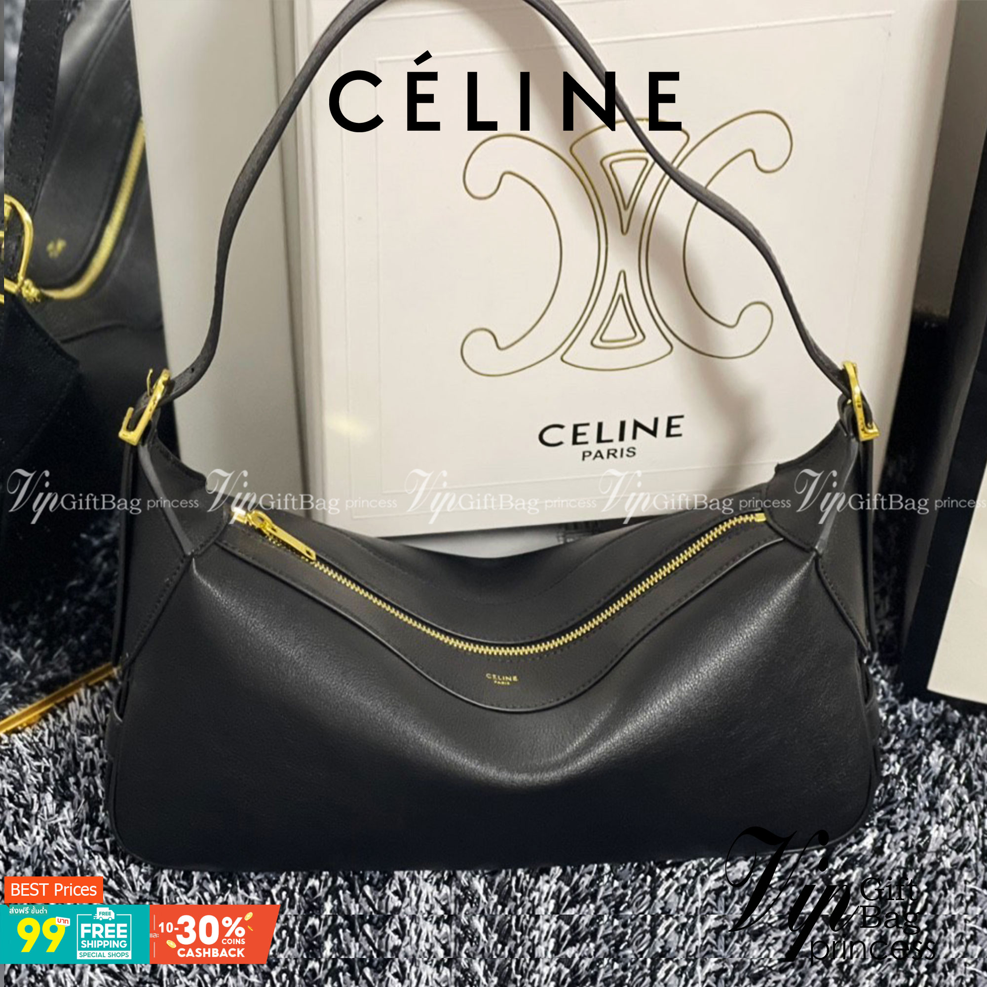 ทรงยอดฮิตที่สุด **หนังนิ่มมือมาก กับ CELINE ROMY VIP GIFT WITH PURCHASE (GWP) กระเป๋าสะพายไหล่ทรงเป็กเอกลักษณ์ เปิดปิดด้วยซิป จุของได้เยอะคะ Ipad mini เครื่องสำอางค์ เหมาะสำหรับสาวๆ มากคะด้วยน้ำหนักที่เบาและใช้ได้หลายลุค มาพร้อมสายสะพาย2แบบ(ถอดเปลี่ยนได้)