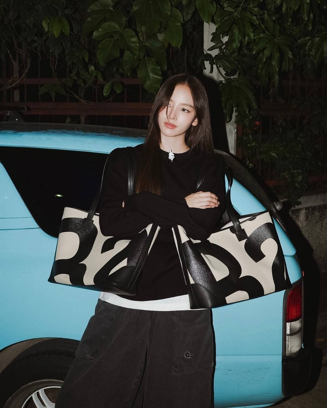 Rally movement tote bag กระเป๋าทรงโท้ท ดีไซน์คลาสสิค เรียบง่ายแต่ดูแพง มีระดับสุดๆ ไอเท็มสุดปัง ออกมาก็ sold out ไวมากๆ รุ่นใหม่และเป็นรุ่นที่ตามหา