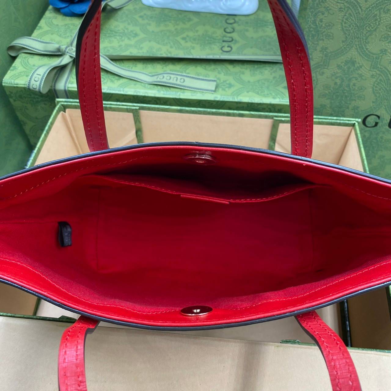 VIP 】Animal-Friendly Gucci Kid Tote Bag งานหนังแท้ทรงตั้งสวย ขนาดกะทัดรัด จุของได้เยอะ ใช้ได้ทั้งเด็กและผู้ใหญ่ น่ารักมากค่ะ **รุ่นขายดีตลอดกาล**