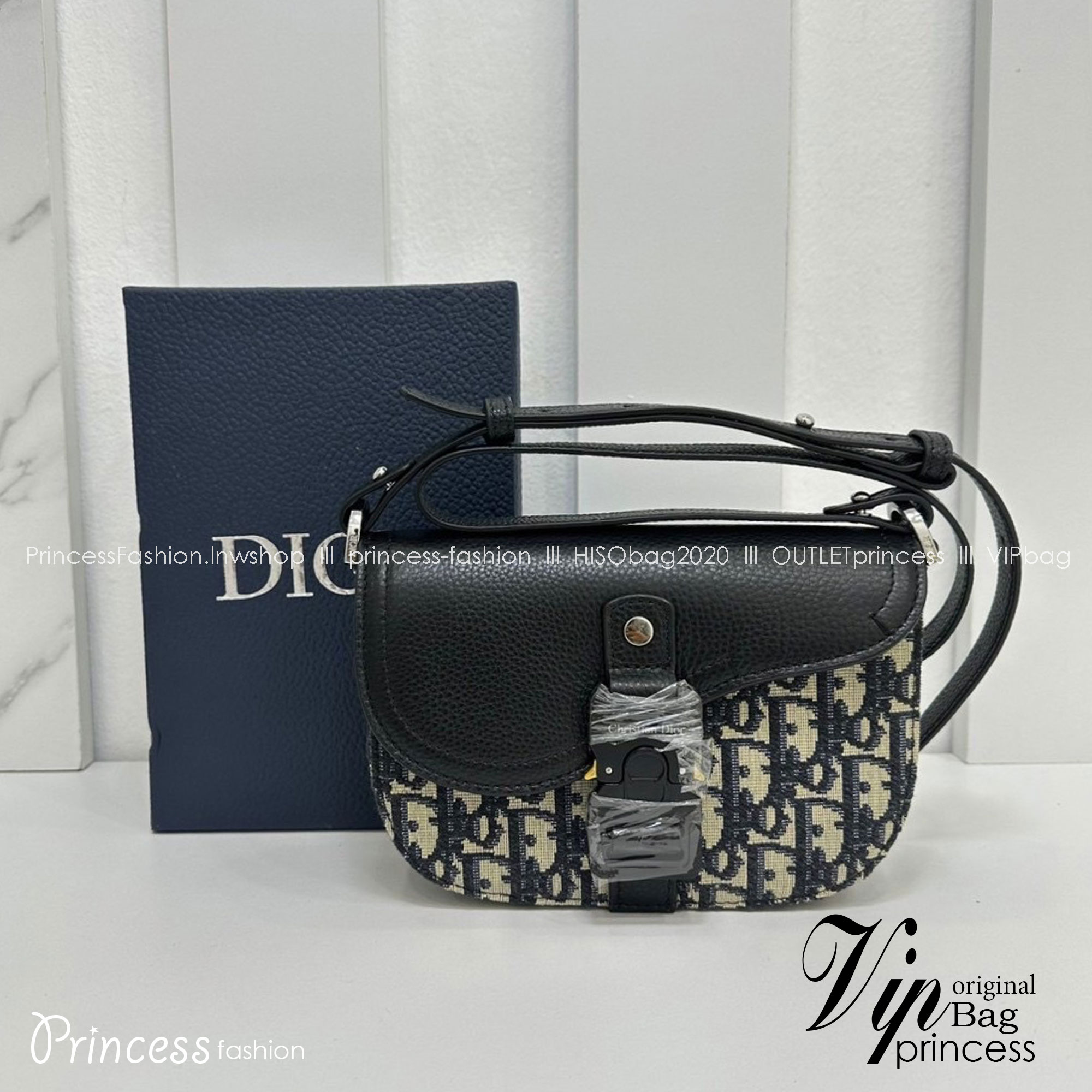 พร้อมส่ง 2 สี DIOR Mini Saddle Messenger Bag with Flap กระเป๋าคาดอกดิออร์ เกรดออริ สลับแท้ 1:1 ใช้ต่างประเทศได้