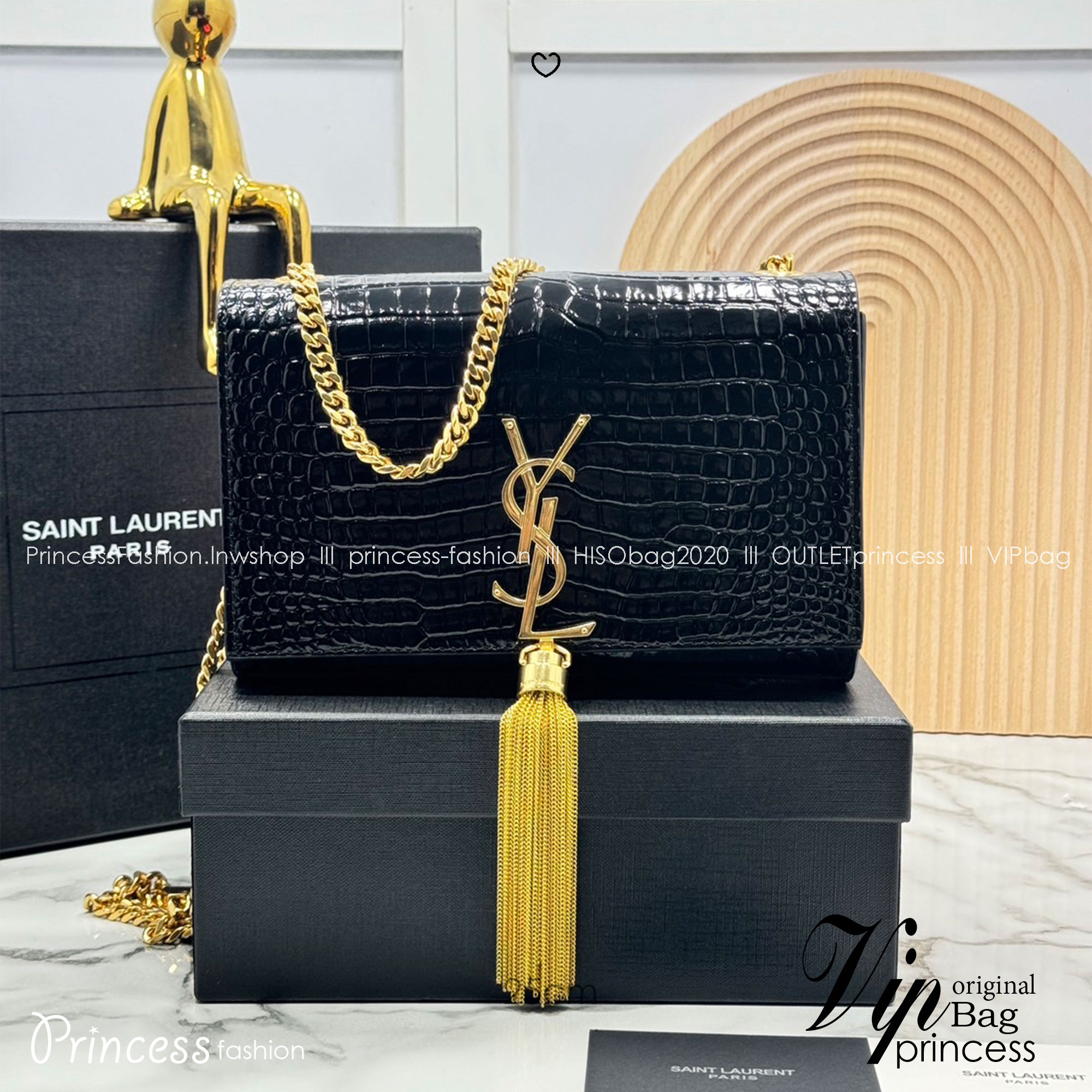 ORI หนังแท้ | 20cm Ysl Kate Croc Tassel Bag / YSL Woc Bag กระเป๋าสะพายทรง woc เรียบหรูดูแพงที่แท้จริง งานหนังลายจรเข้เต็มใบโดดเด่นด้วยโลโก้แบรนด์สุดหรู พร้อมพู่ห้อย รุ่นฮิตลอดกาลดูดีมีระดับ
