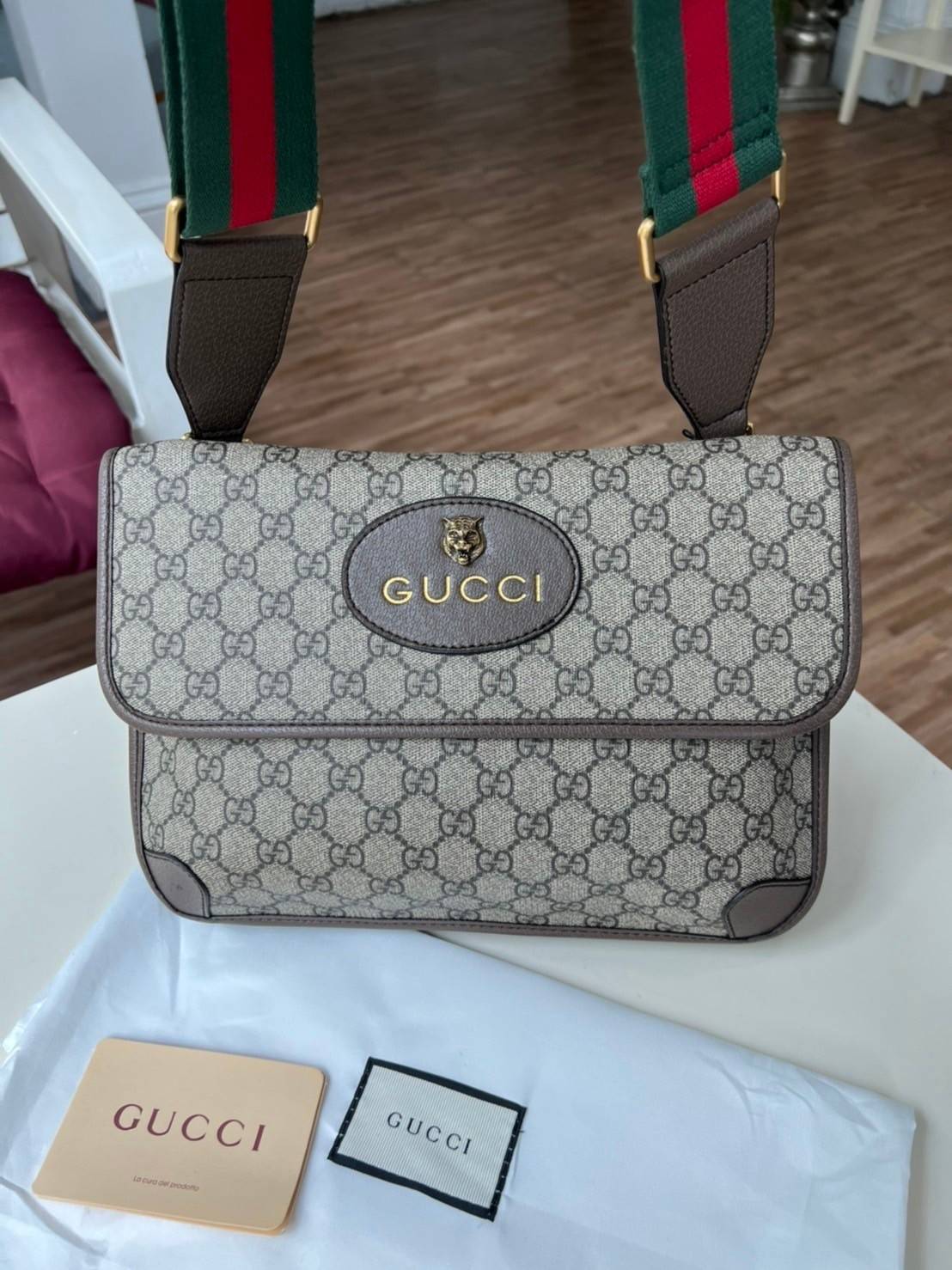 Gucci Neo Vintage Belt Bag / Gucci Ophidia Belt Bag กระเป๋าสะพายข้าง วัสดุผ้าใบ GG Supreme เปิดปิดแม่เหล็ก มี3ช่องแยกกันเป็นสัดส่วน ซับในผ้าฝ้ายและลินิน สายปรับระดับได้ ถอดสายไม่ได้