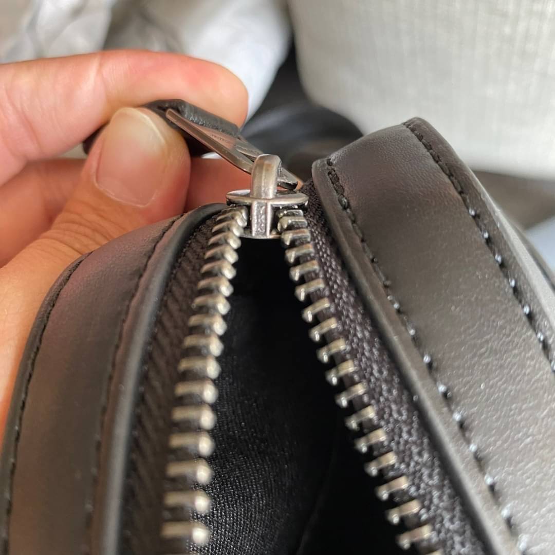 COACH HOUSTON FLIGHT BAG IN SIGNATURE CANVAS (F73336) ขายดีตลอดกาล!! คลาสสิคไม่มีใครเกิน!! กระเป๋าสะพายข้างทรงแมสเซ็นเจอร์ยอดฮิต ทรงสวย ดูดี 🔥 เป็นอีกรุ่น ที่พลาดแล้วต้องรอนานมากๆ ฮ๊อต ฮิต สุดๆ ใช้ได้ทุกเพศ Unisexสุดๆ เท่ห์มากบอกเลย จะออกงานไหน ไม