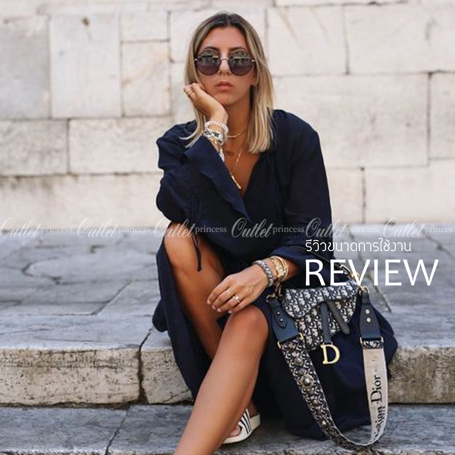 VIP GIFT CHRISTIAN DIOR Oblique Canvas Saddle Bag กระเป๋ารุ่นยอดนิยมตามแบบฉบับแบรนด์ ใช้งานได้ 2 แบบ สะพายยาว CROSSBODY และสายสั้นถือได้เก๋ๆ ลุคนี้คูลสุดๆ เลยค่าา ภาพถ่ายจากสินค้าจริง! สวยมาก พร้อมส่งที่ไทยราคาสุดคุ้ม สาวๆ ห้ามพลาดค่ะ!