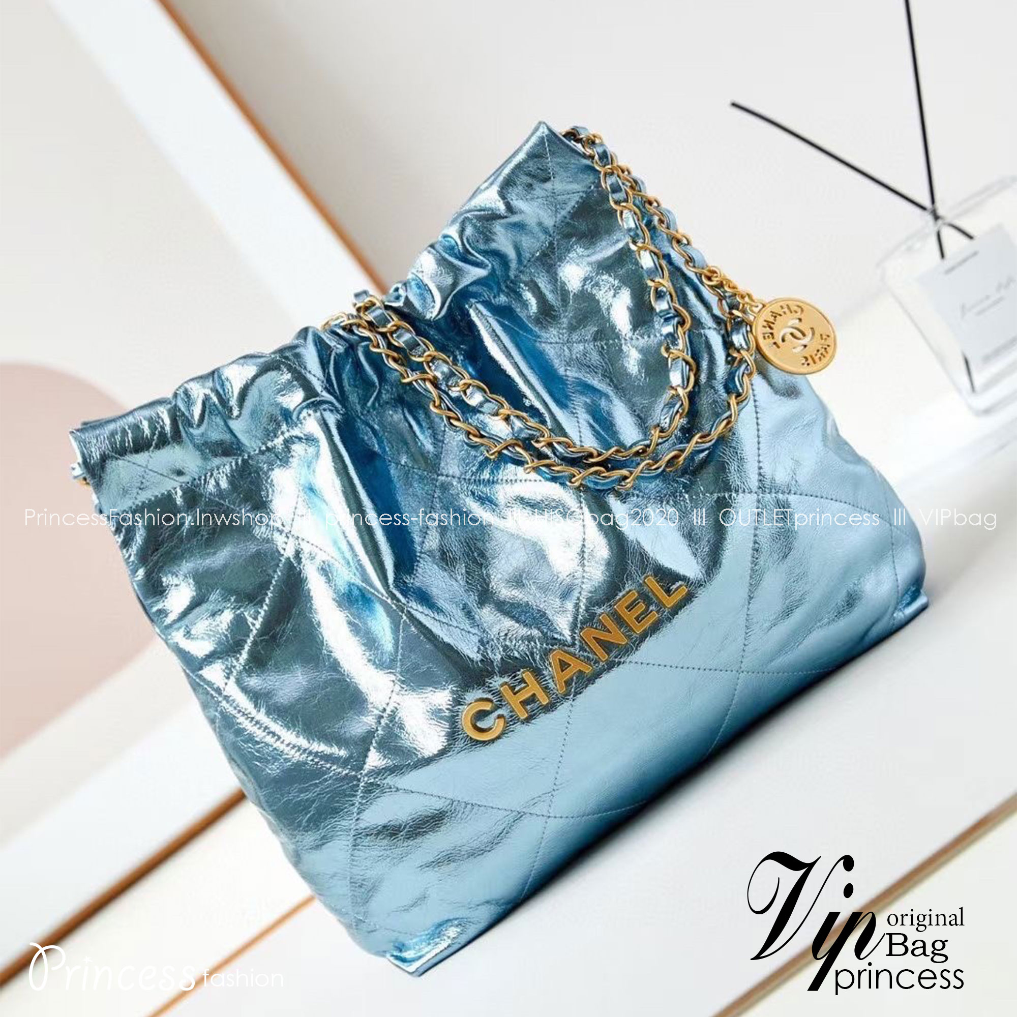 CHANEL 22 Medium HANDBAG In Metallic & Gold-Tone Metal กระเป๋าสะพายสีเมทัลลิค เกรดออริ ท็อป สลับแท้ 1:1 เกรดดีสุด ผ่านทุก ตม หนังแท้สวย ใช้งานต่างประเทศได้