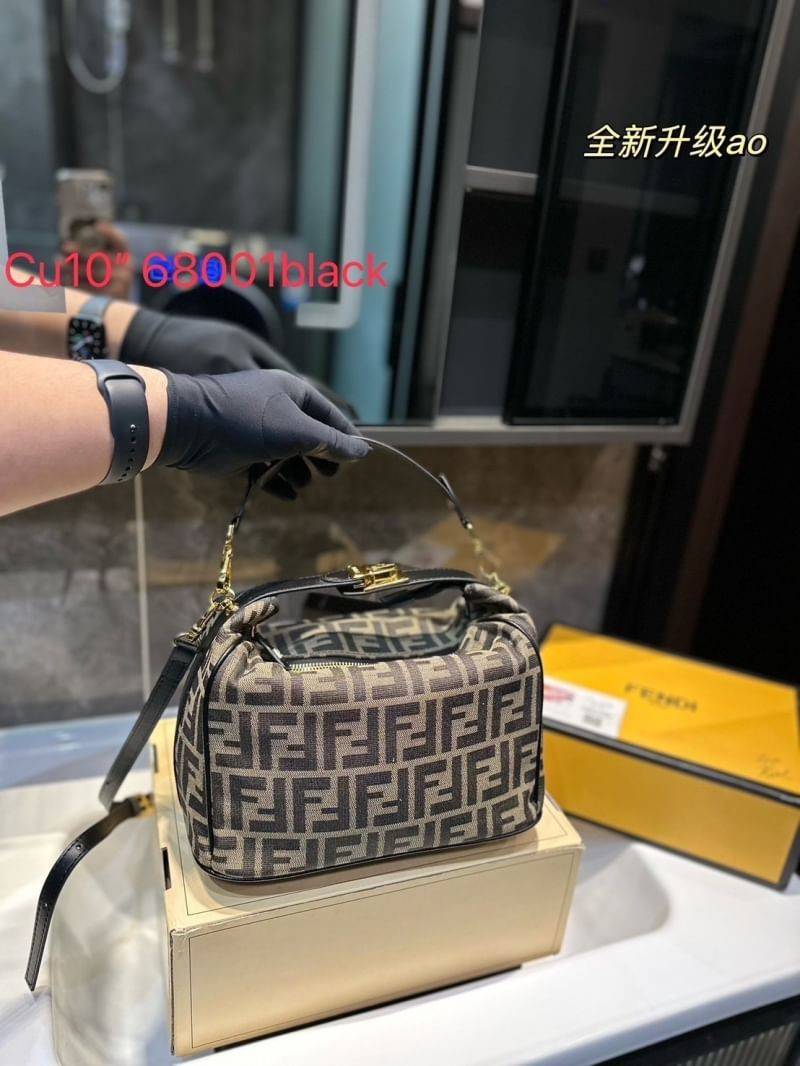 Fendi Tobacco Monogram FF Logo Zucca Buckle Belt Boston Mini Bag กระเป๋าสะพายไซส์มินิน่ารัก เปิดปิดด้วยตัวล็อคปั้มลายแบรนด์ ห้ามพลาดเลยค่ะใบนี้แนะนำสุดๆ