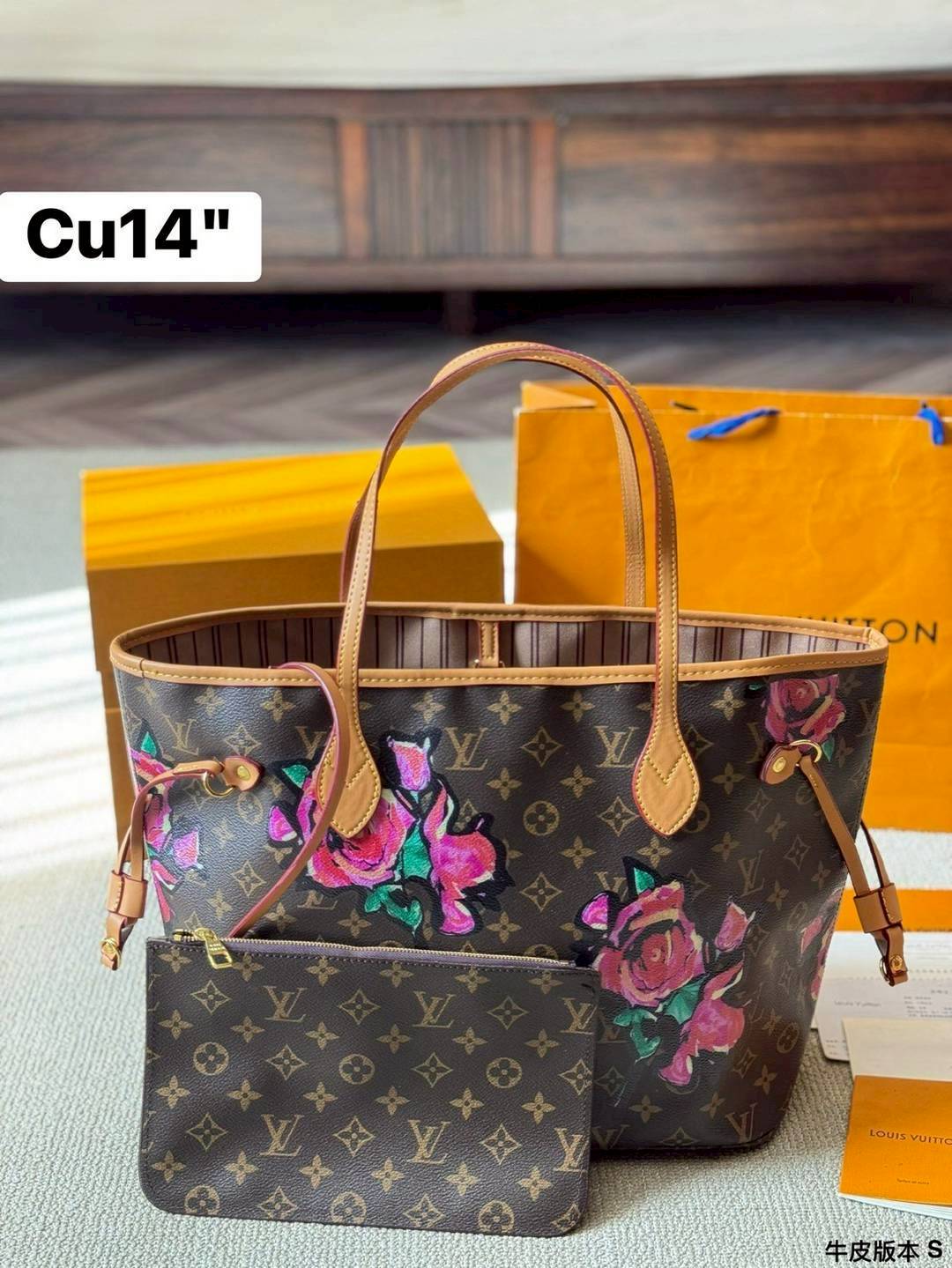 LV Stephen Sprouse Neverfull MM Tote Bag กระเป๋าสะพายทรงโท้ท สีสันโดดเด่นดอกไม้วินเทจไม่ซ้ำใคร แต่งแต้มลงบนกระเป๋าสร้างดีเทลให้ดูมีมูลค่าเพิ่มขึ้น อัพลุคได้เลย