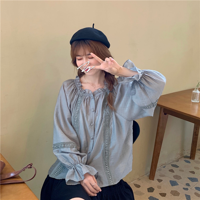 พร้อมส่ง 2 สี 👑 เสื้อแขนยาวส่งโอเวอร์ไซส์ มีระบายช่วงคอและแขน แต่งกระดุม