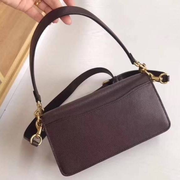 ของแท้ 💯% COACH Coach tabby convenience shoulder bag crossbody Product Details Polished pebble leather Inside zip BROWN
