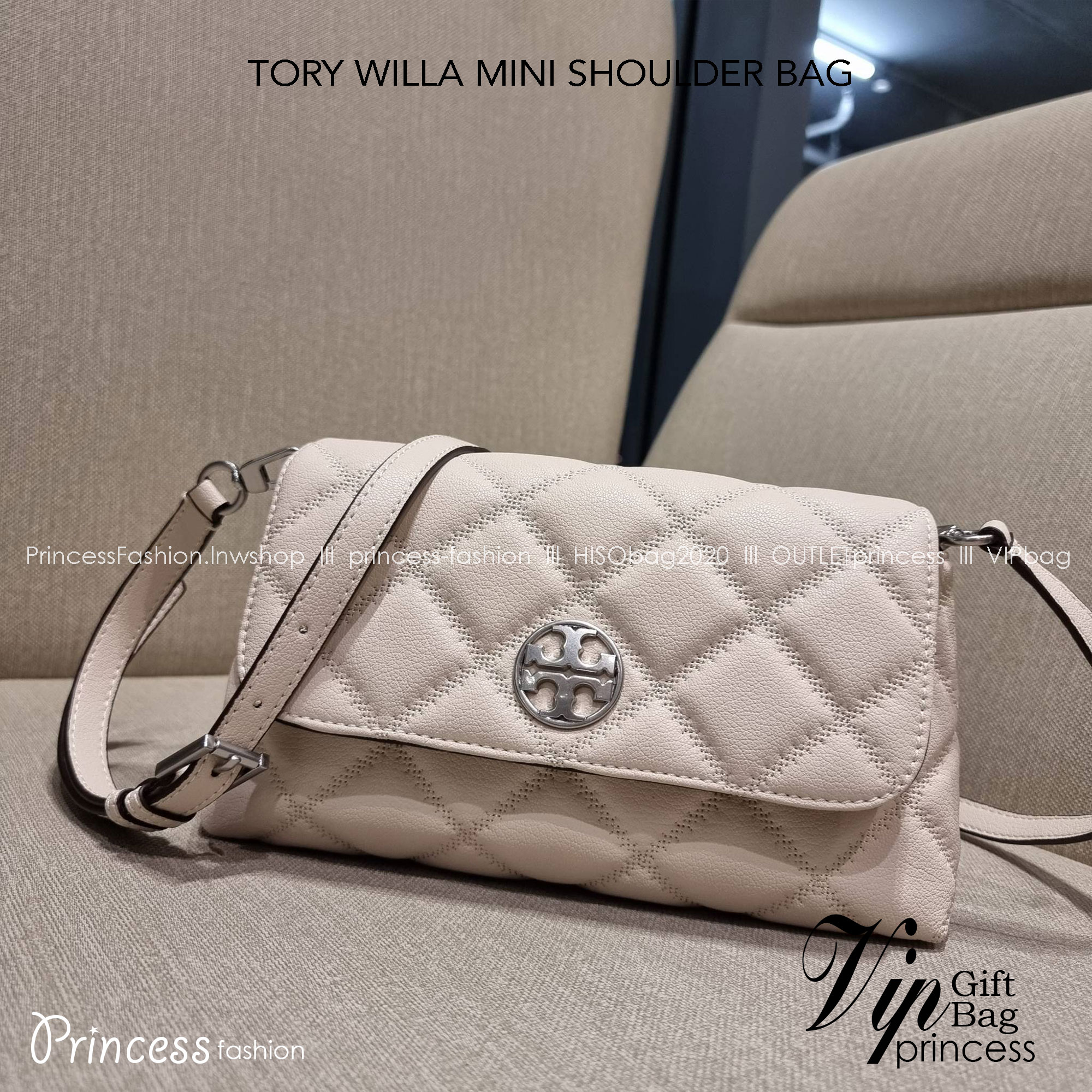 TORY BURCH WILLA MINI SHOULDER BAG ใหม่ล่าสุด พร้อมเสิร์ฟไม่ต้องรอพรีฯ กระเป๋าสะพายดีไซน์เลิศ ทรงสวย กะทัดรัด สะพายคล่องตัว ดีไซน์บุนวม เส้นคมสวยหรู