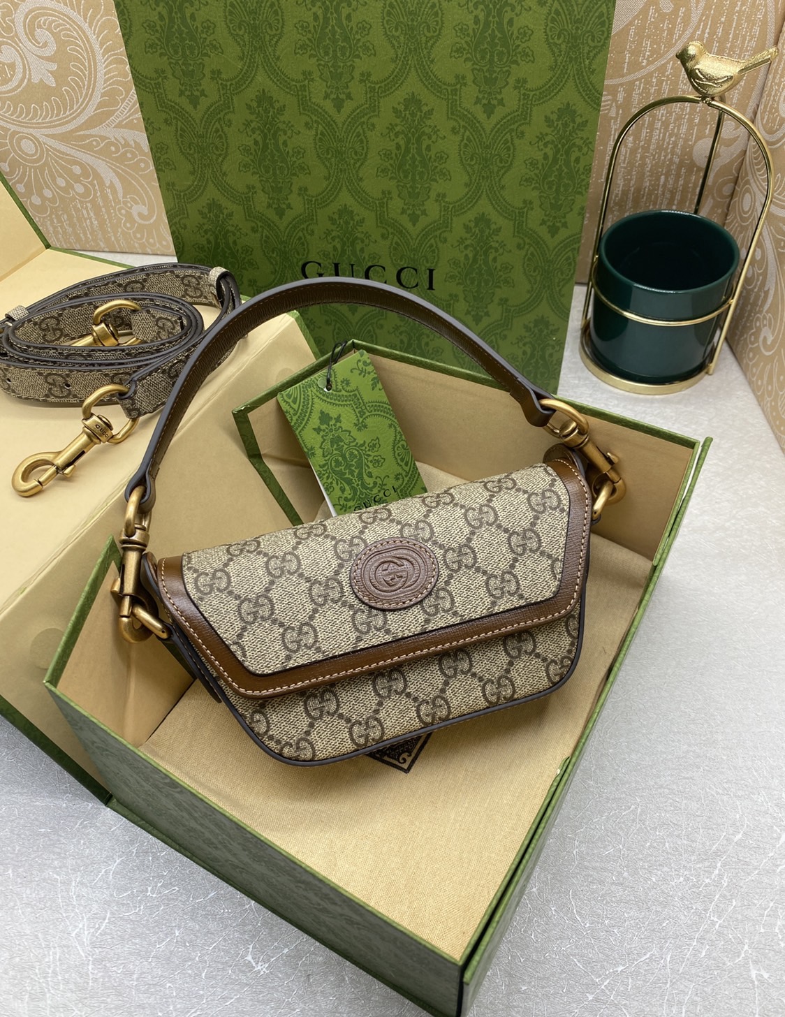 GUCCI GG top handle mini bag with Web in Brown เกรดเทพออริจินอล 1:1 ใช้งานต่างประเทศได้ รุ่นใหม่ล่าสุด ฉลองปีกระต่ายด้วยความสดใส เริ่มต้นปีกระต่ายและฤดูใบไม้ผลิอย่างสดใส GG
