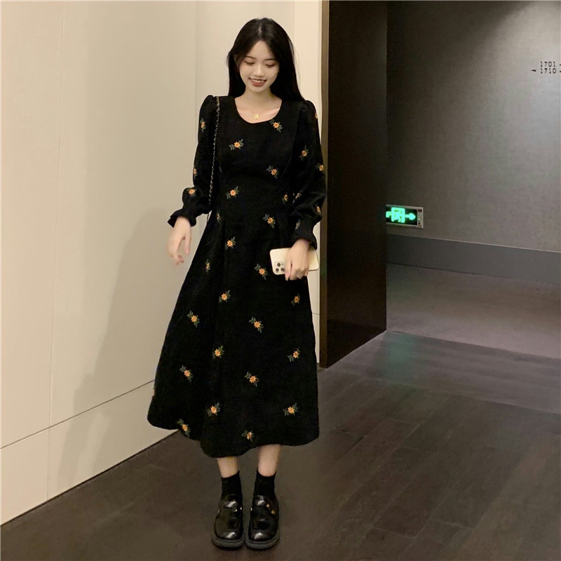 พร้อมส่ง 2 สี 🧀🌈 Tanny dress เดรสตัวยาวพิมพ์ลายน่ารัก (36345)
