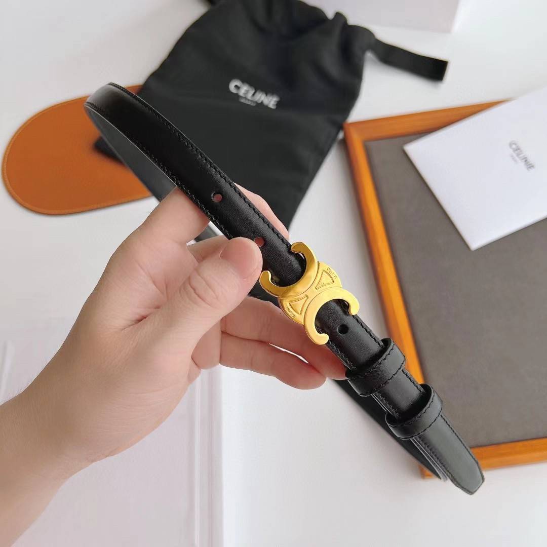 ORI 🥂 หนังแท้ CELINE BELT LOGO 18MM 25MM / Celine Triomphe Belt in Natural Calfskin ออริจินอลเกรด หนังแท้ หัวเข็มขัดโลโก้แบรนด์แบบ 3D Vintage สีทอง ปั้มโลโก้คมชัดคล้ายของจริง สายปรับระดับได้ในดีไซน์เรียบหรูเข้ากับทุกลุ๊คใช้ได้ทั้งชายหญิง สินค้ามาพ