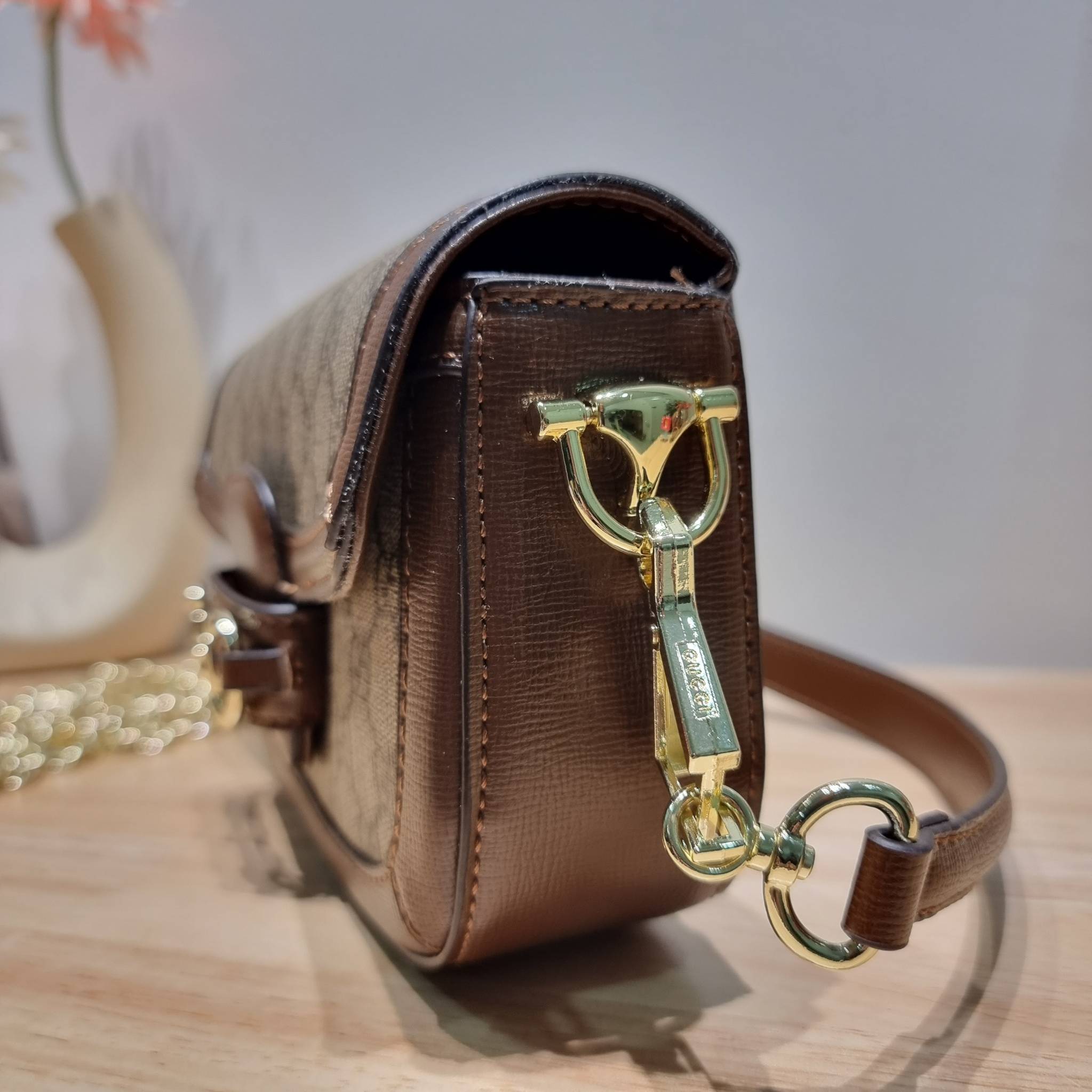 GUCCI Horsebit 1955 shoulder bag / GC STRAP MINI SHOULDER BAG กระเป๋าสะพายไหล่/สะพายข้าง ทรงคลาสสิค ไซส์ใหม่ ตอบโจทย์คนที่ไม่ชอบความใหญ่โต น้องจัดให้ไปเลย!!