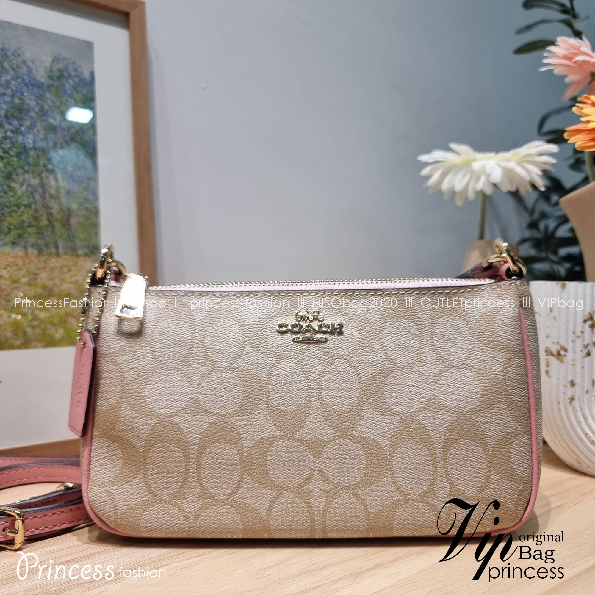 COACH TOP HANDLE POUCH F58321 พร้อมส่ง 9 สี กระเป๋าทรงพอช ยอดฮิต ยกขึ้นแท่น ด้วยดีไซน์ที่ออกมาให้ใช้งานได้ง่าย ขนาดกำลังเหมาะ